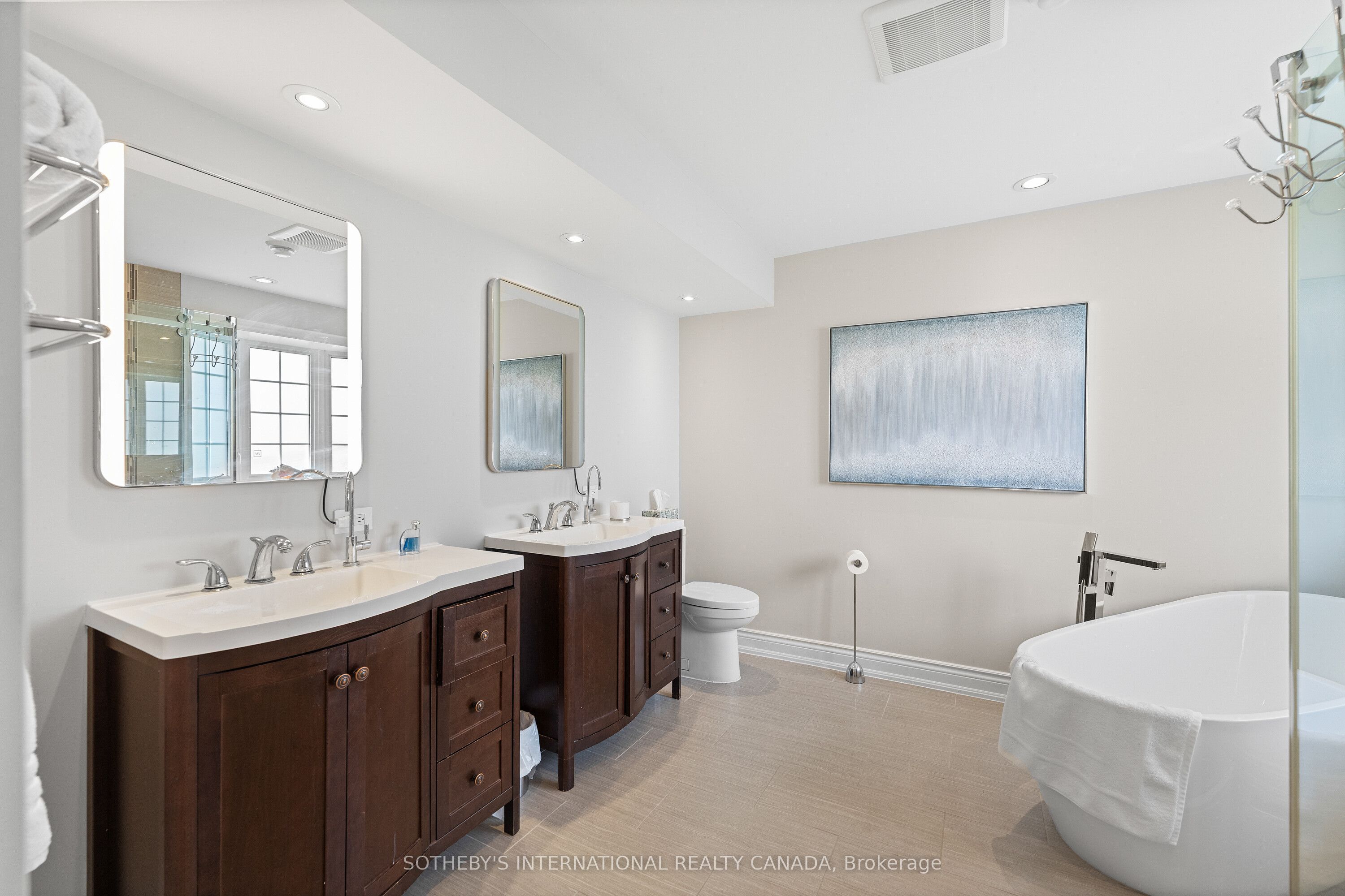 551 Darby Road Property Photo 10