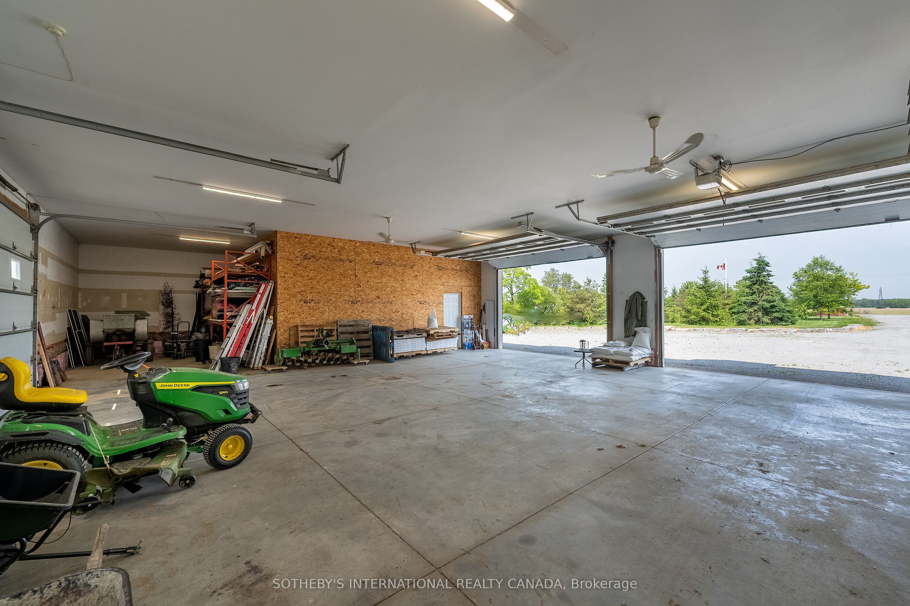 551 Darby Road Property Photo 32
