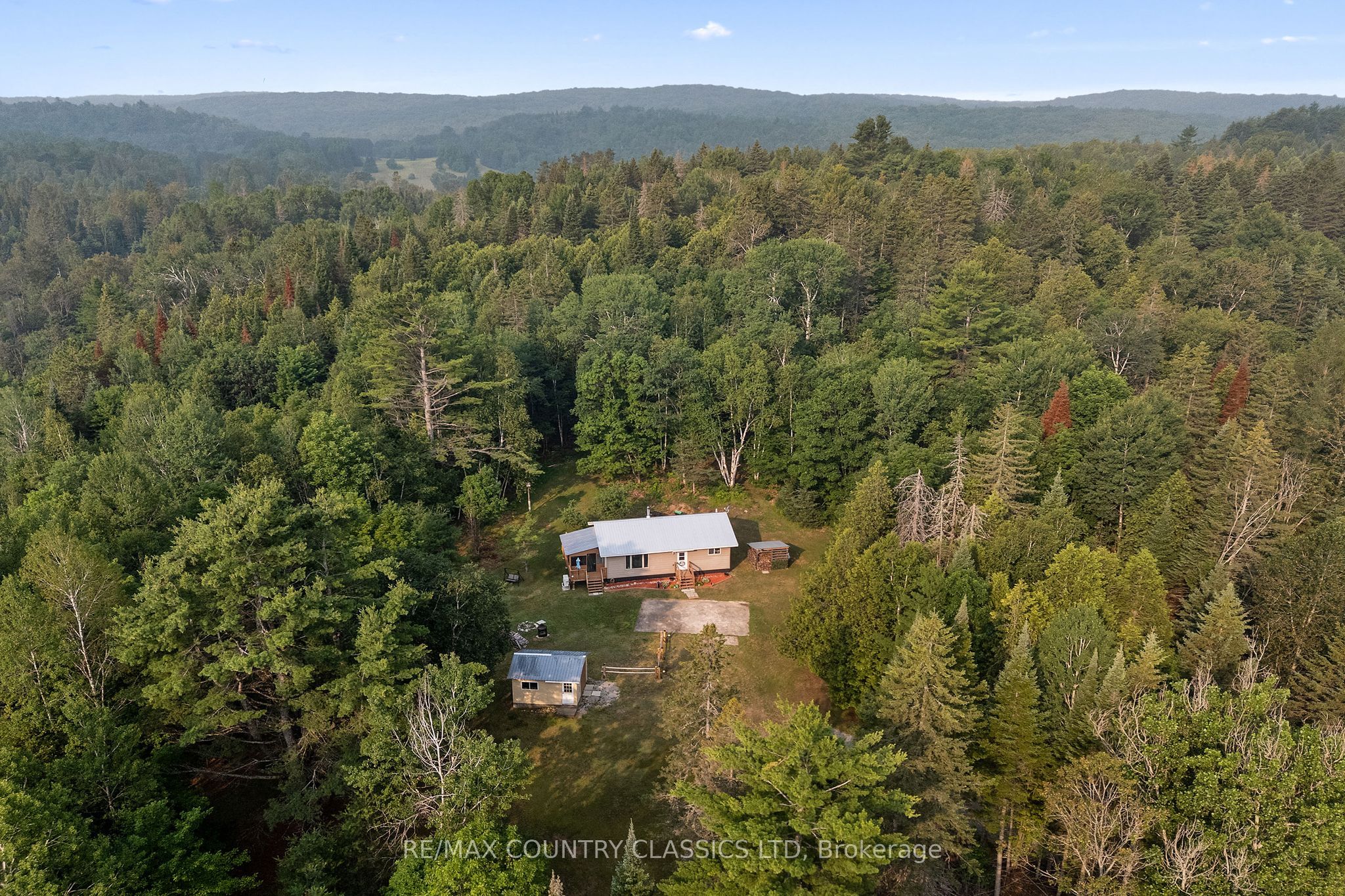 528 Hwy No.28 Property Photo 4