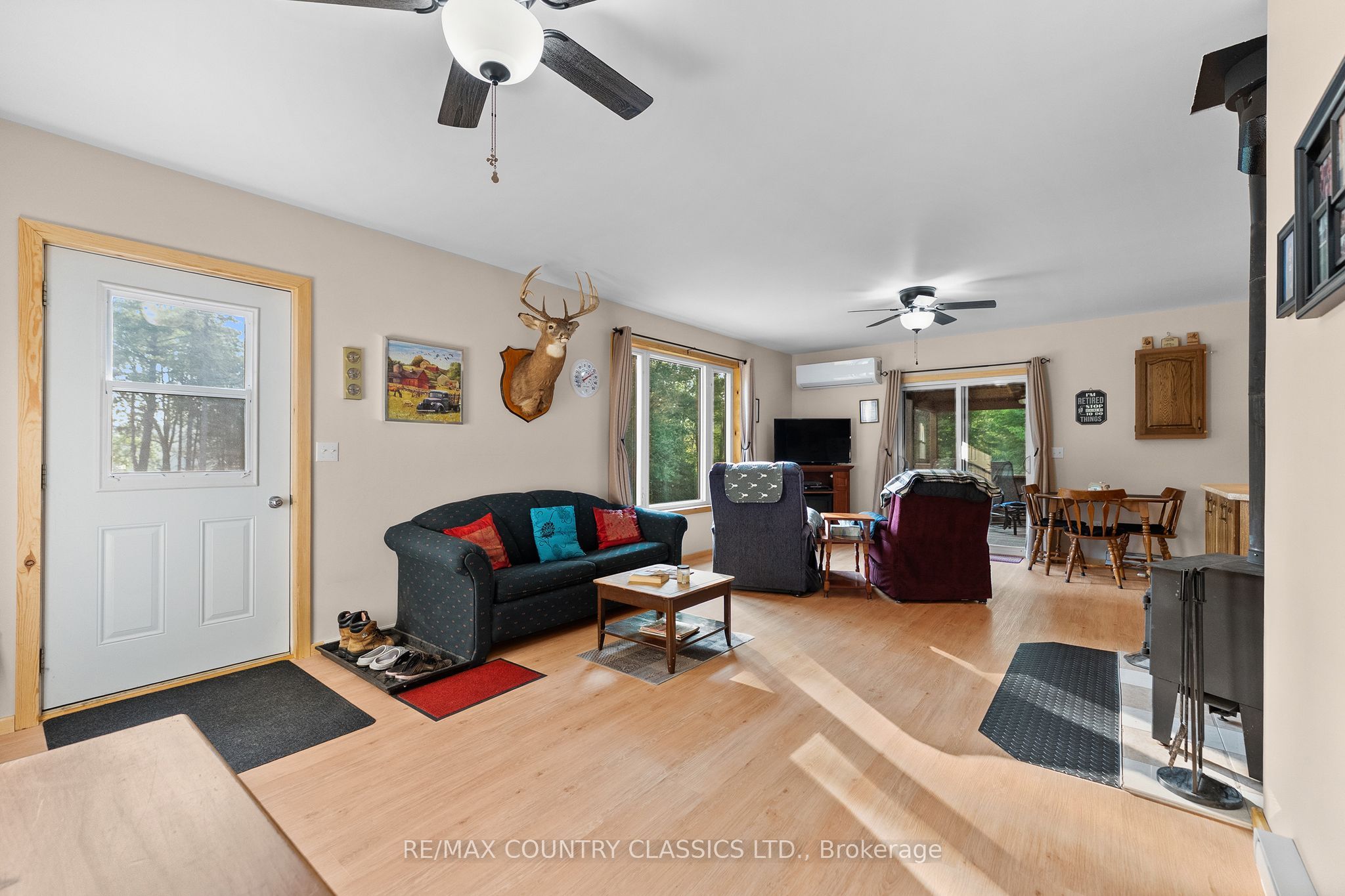 528 Hwy No.28 Property Photo 8