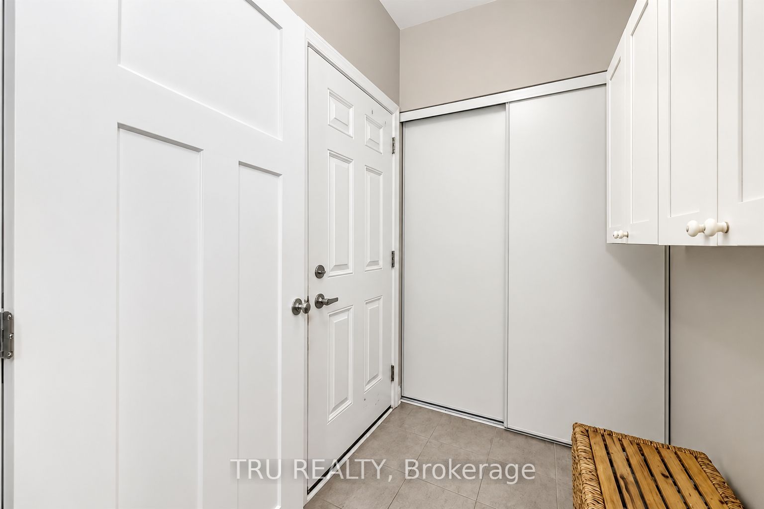 2538 River Mist Road Property Photo 10