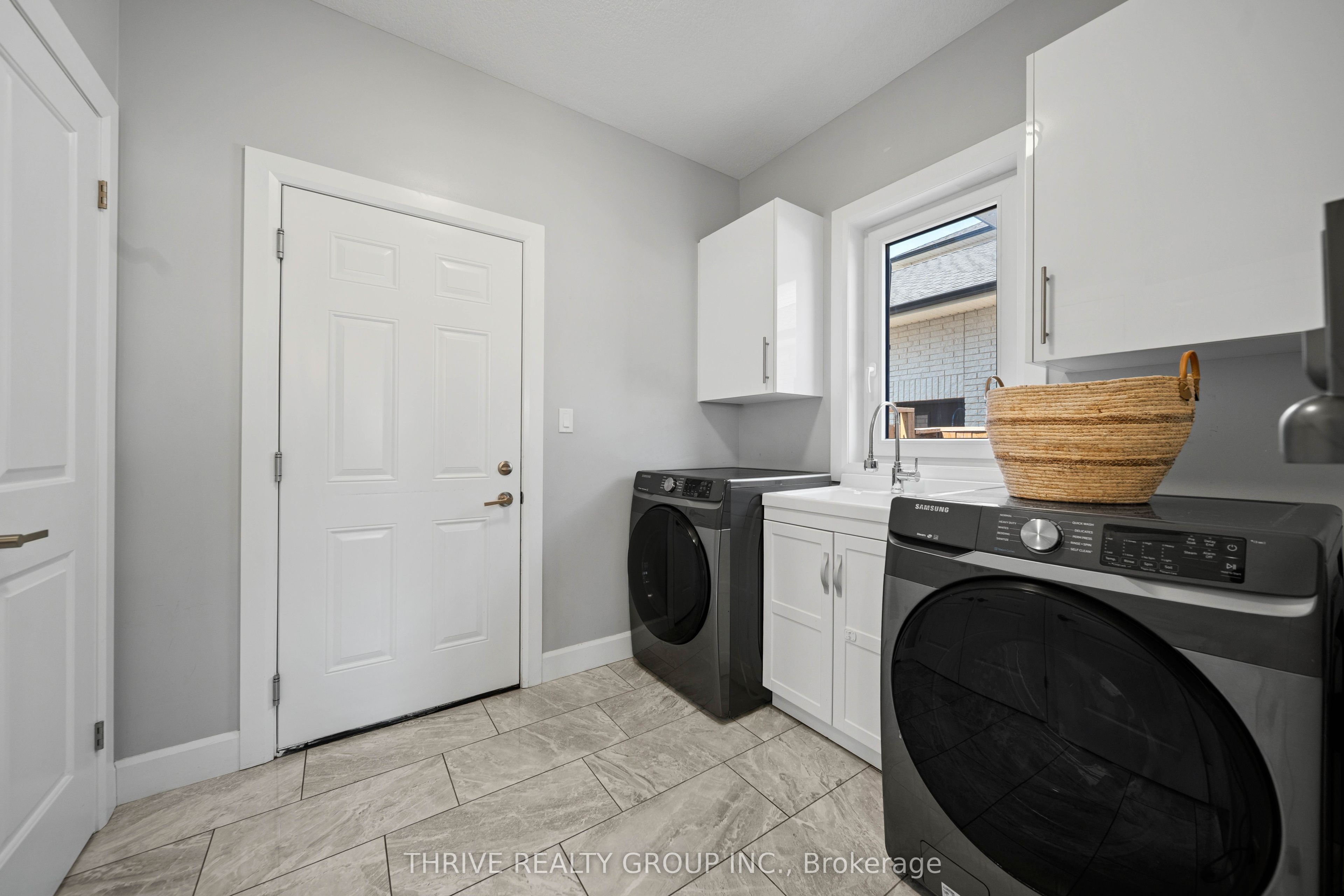2084 Tyson Walk Property Photo 22