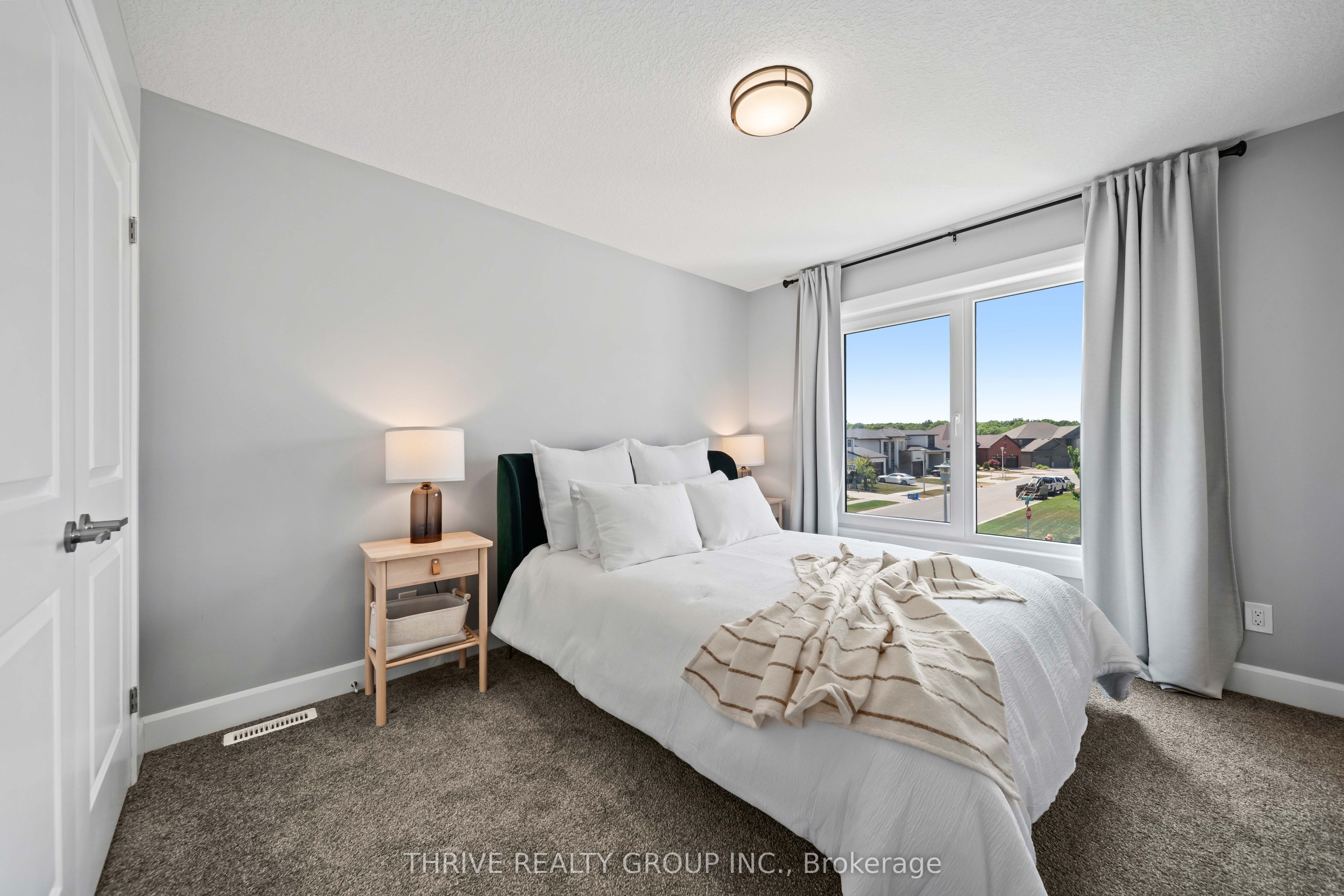 2084 Tyson Walk Property Photo 33