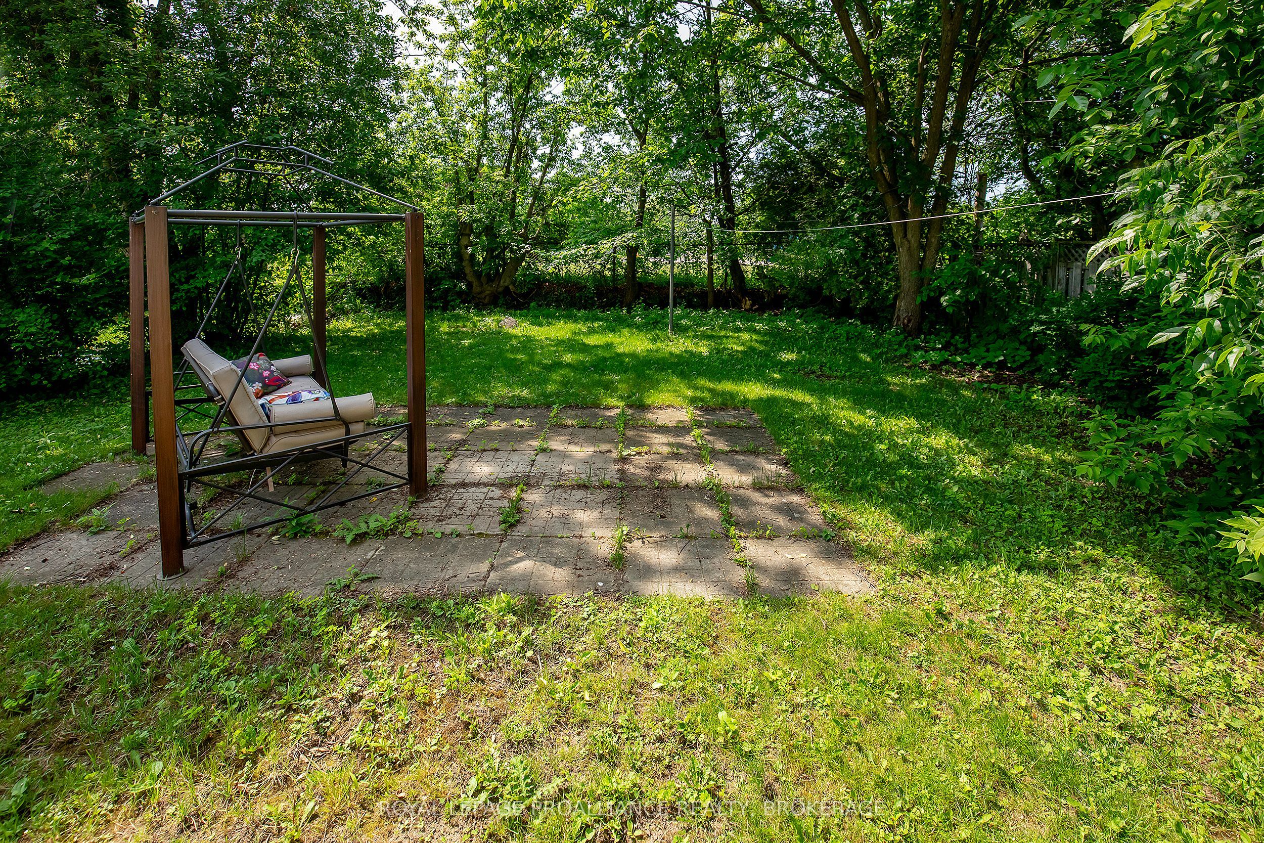 238 Mack Street Property Photo 15