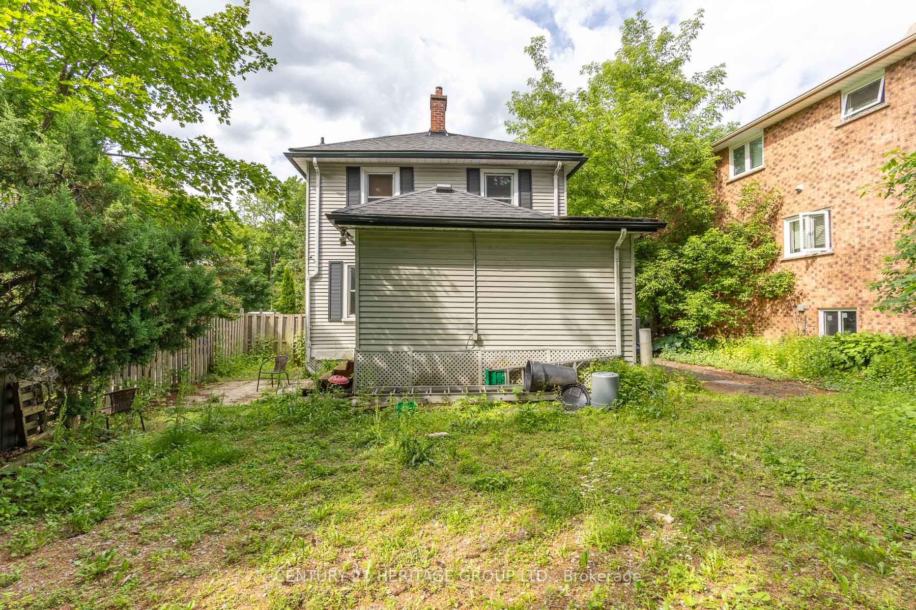 32 Rousseaux Street Property Photo 32