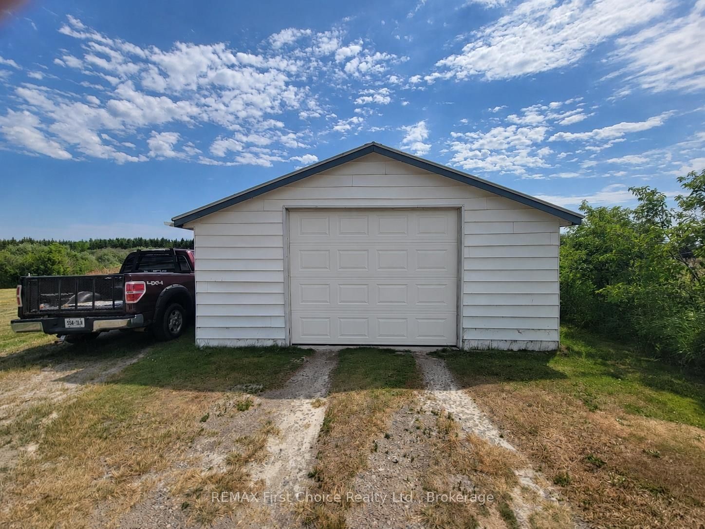 1611 Hwy 11/71 Property Photo 17