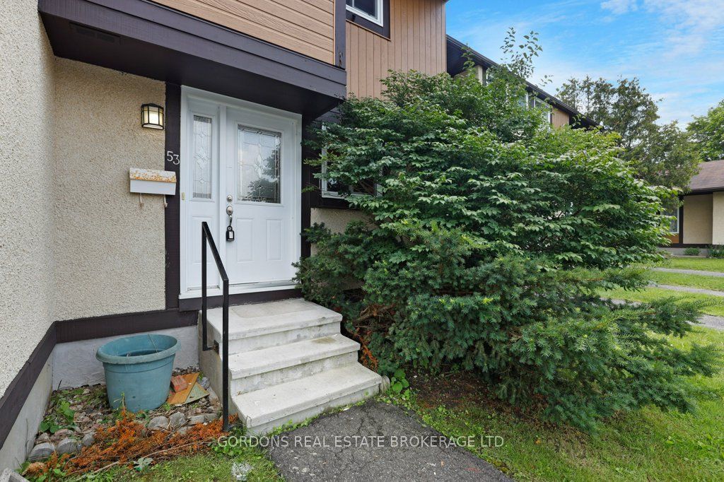 3322 Uplands Drive 53 Property Photo 4