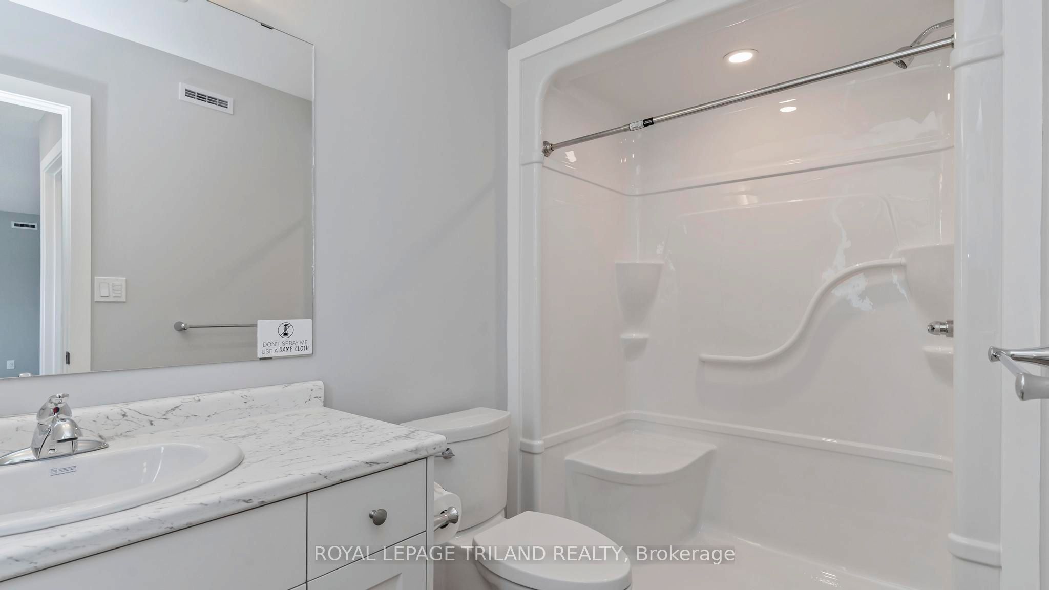 45 Harrow Lane Property Photo 11