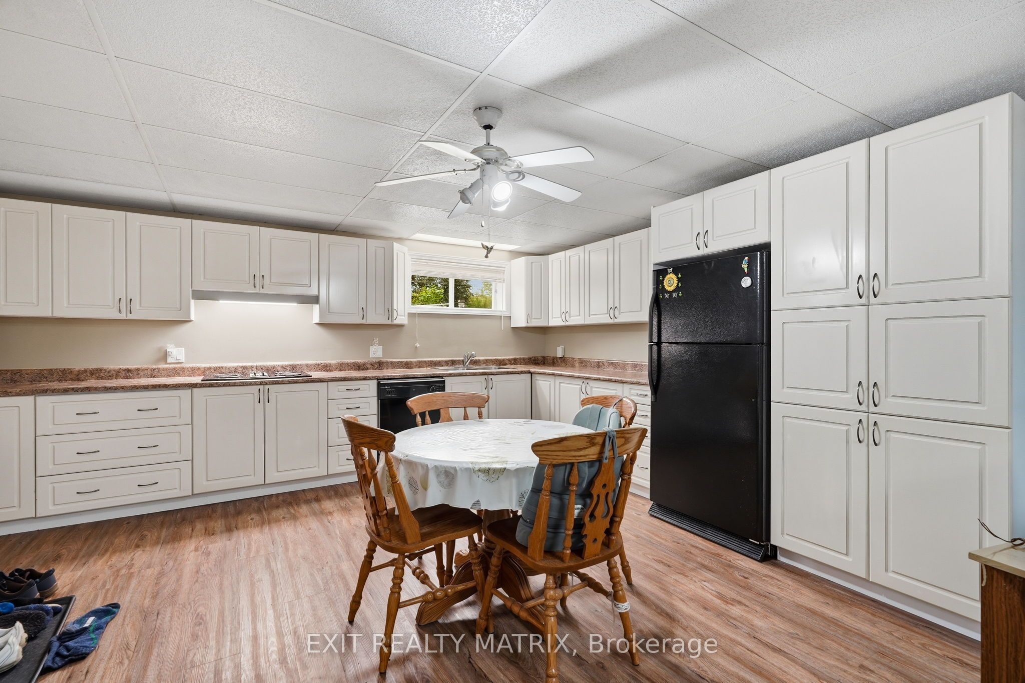 563 Lajeunesse Road Property Photo 22