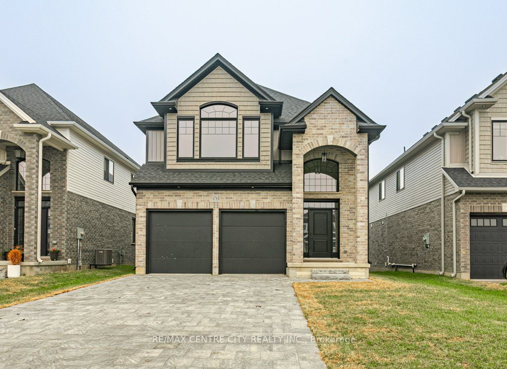 1761 Finley Crescent Property Photo 1
