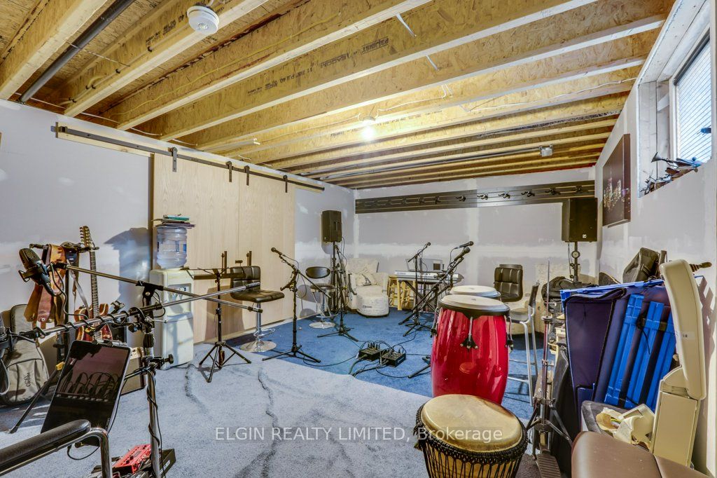 167 Elgin Street Property Photo 30