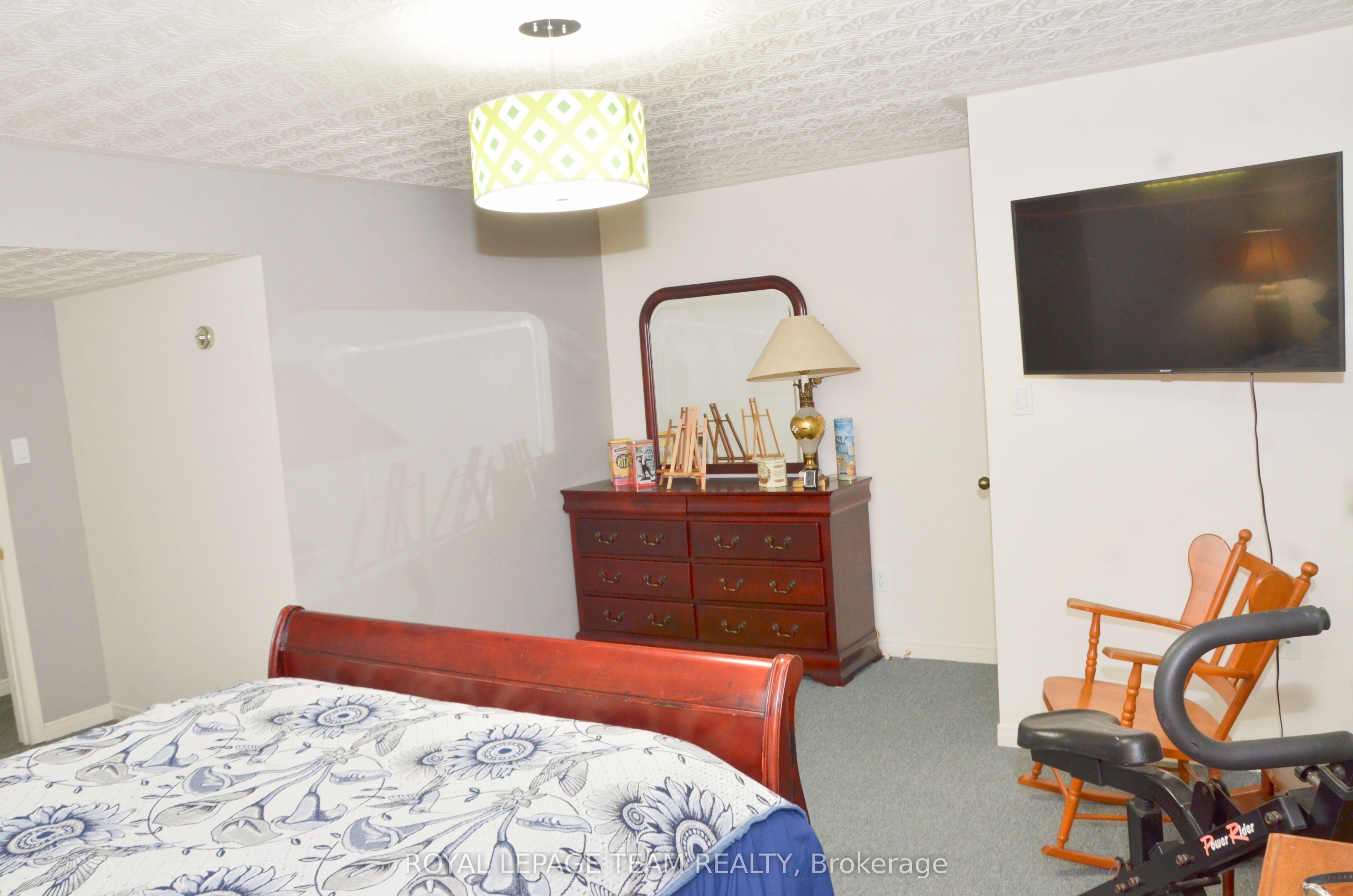 11708 Breezewood Avenue S Property Photo 25