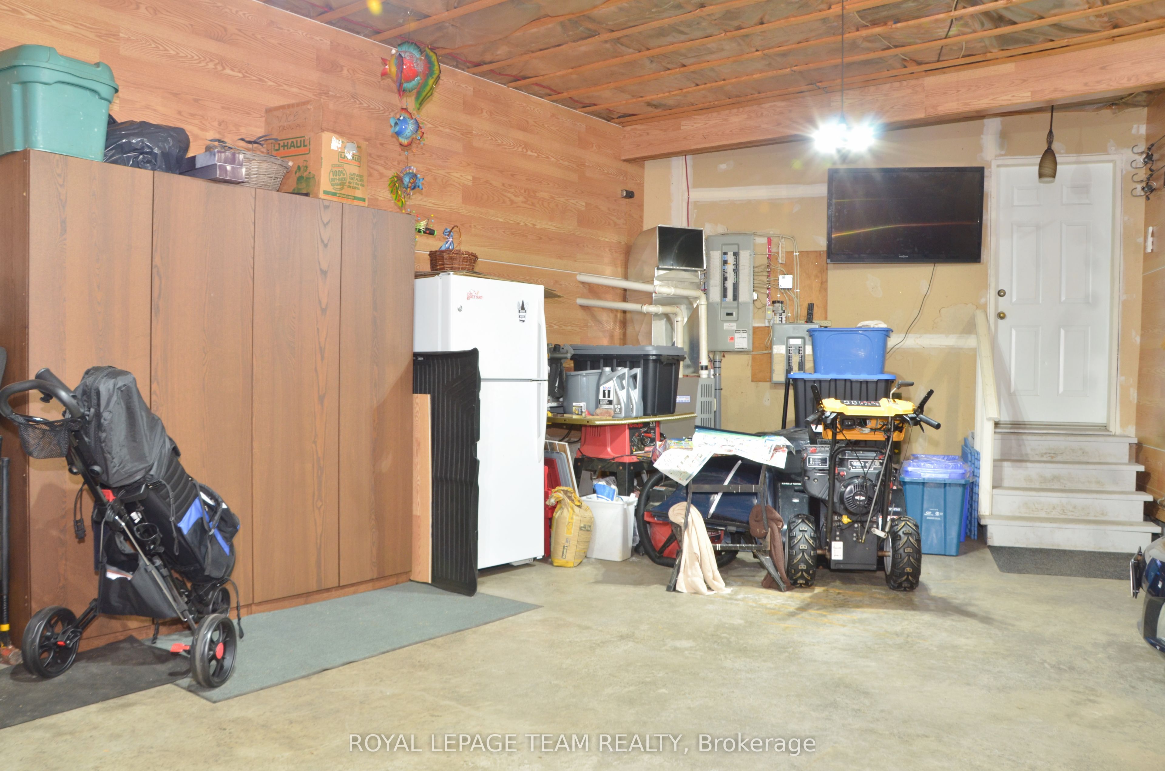 11708 Breezewood Avenue S Property Photo 27