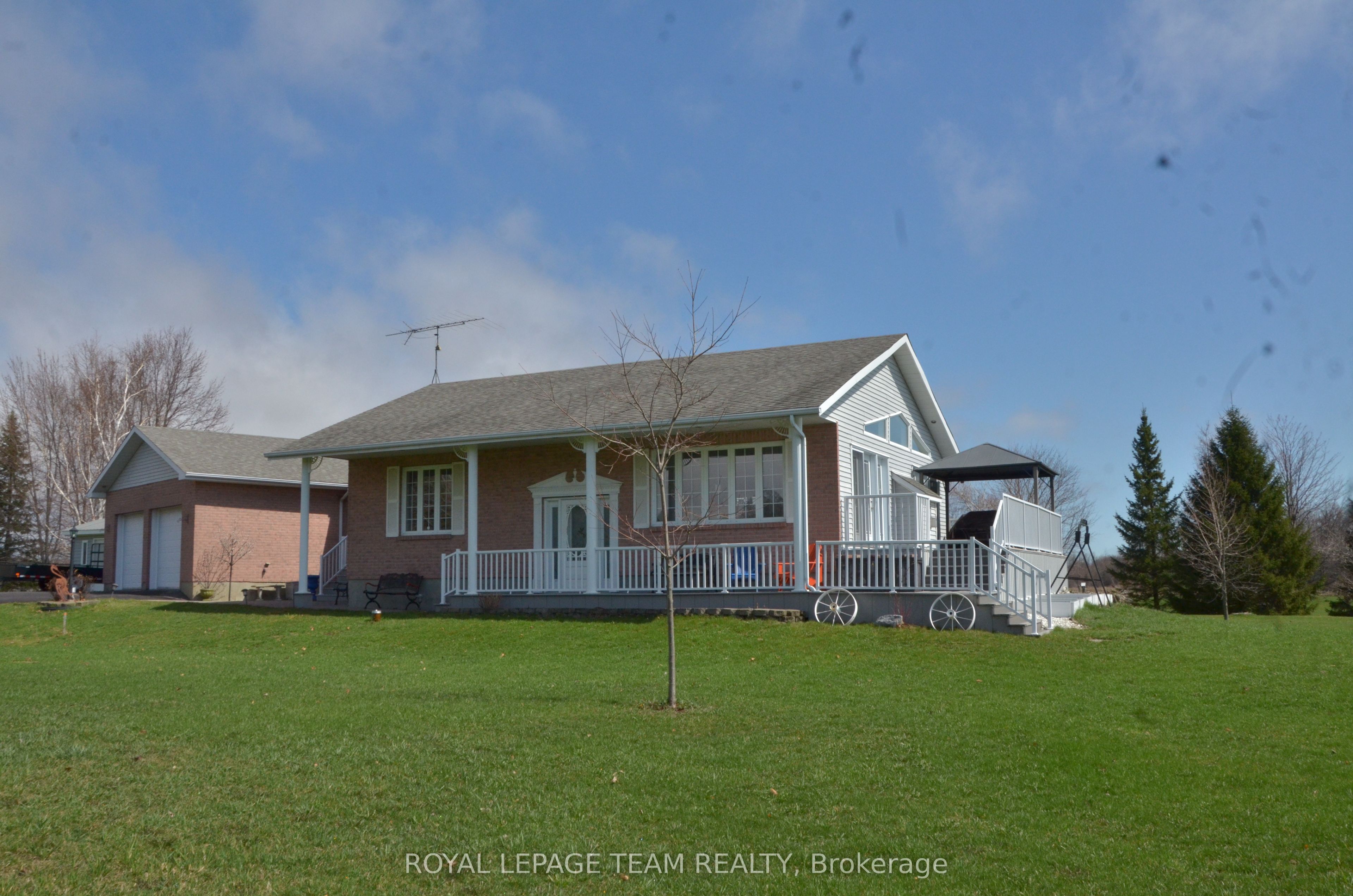 11708 Breezewood Avenue S Property Photo 34