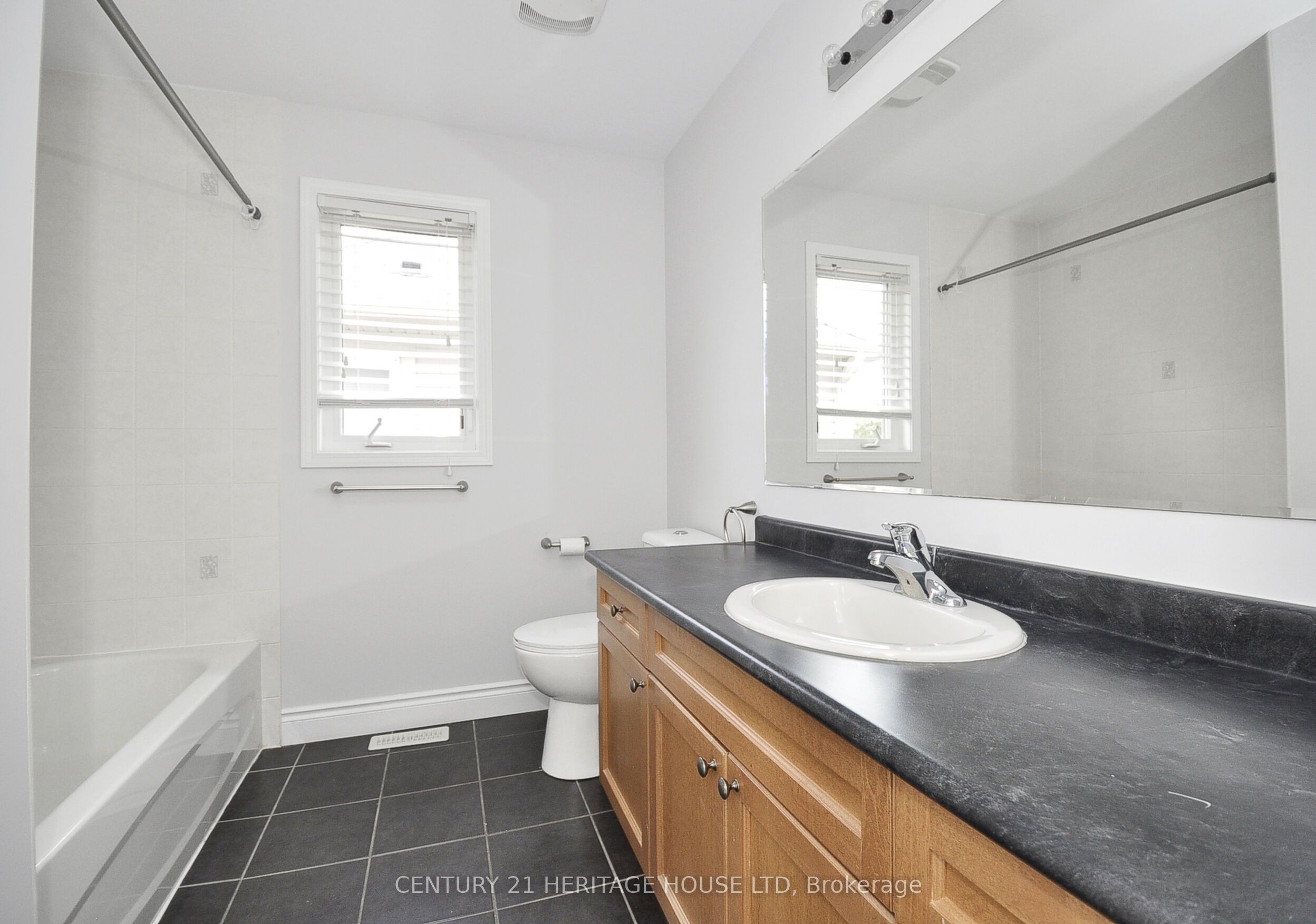 40 Beattie Crescent Property Photo 16