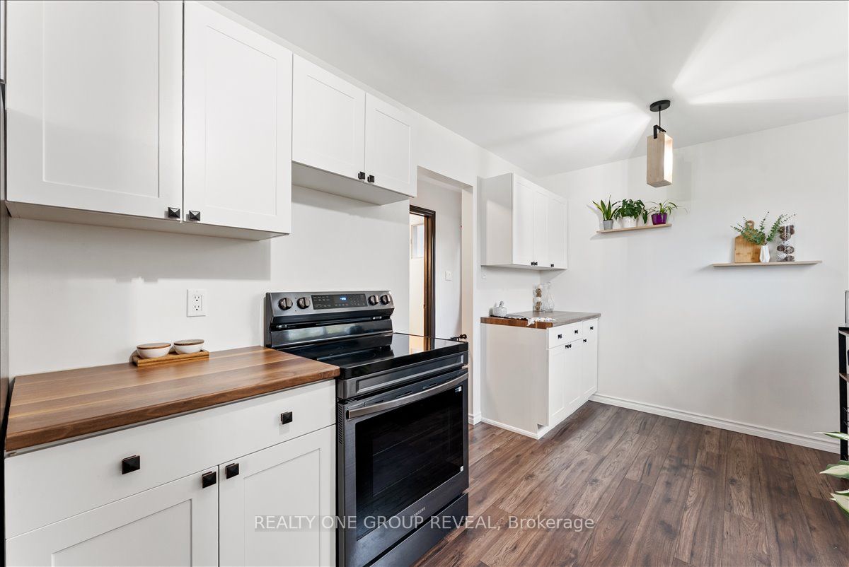 111 Peacock Boulevard Property Photo 10