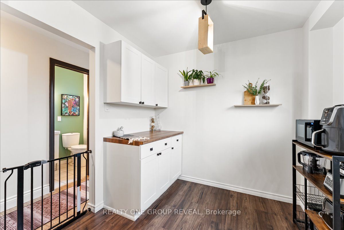 111 Peacock Boulevard Property Photo 11