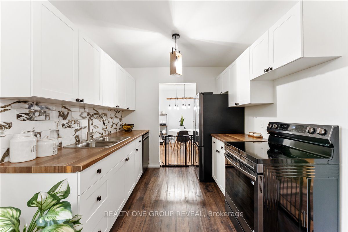 111 Peacock Boulevard Property Photo 13