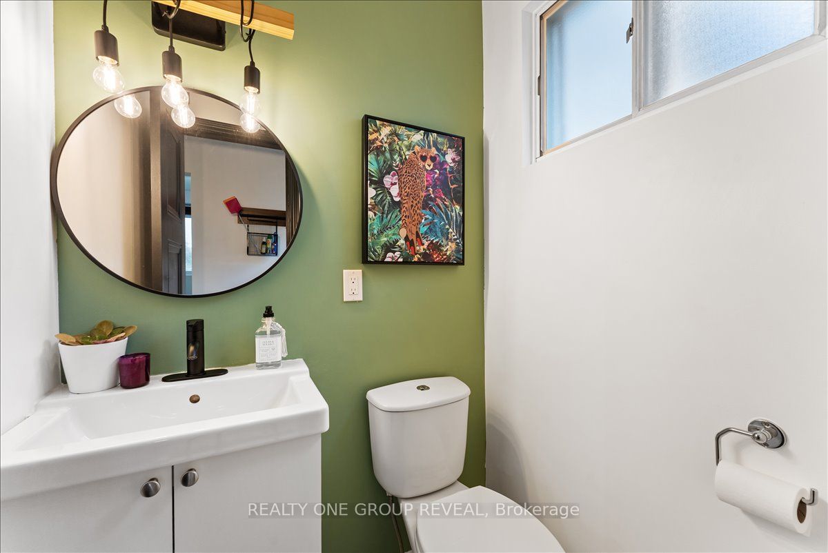 111 Peacock Boulevard Property Photo 15