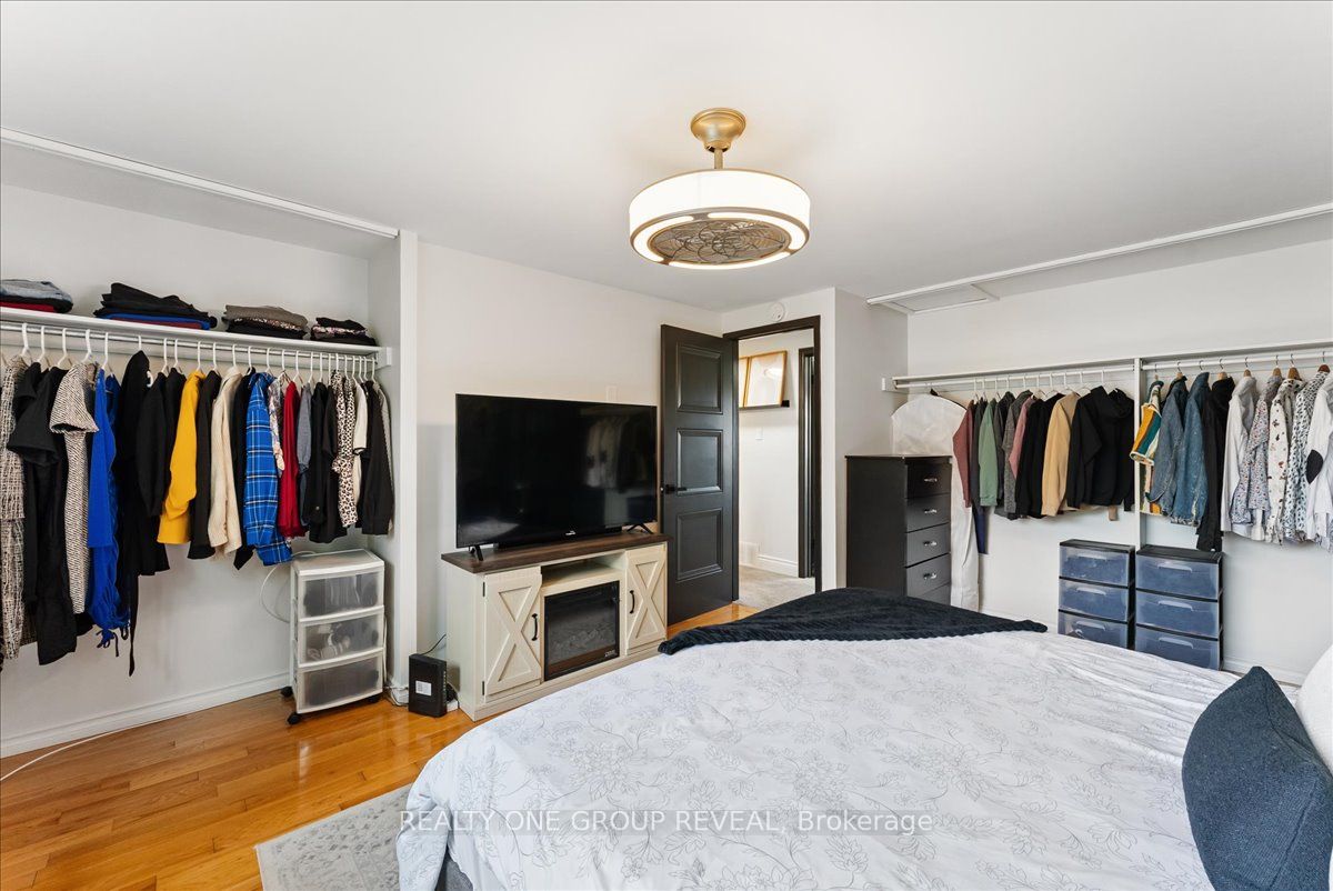 111 Peacock Boulevard Property Photo 18