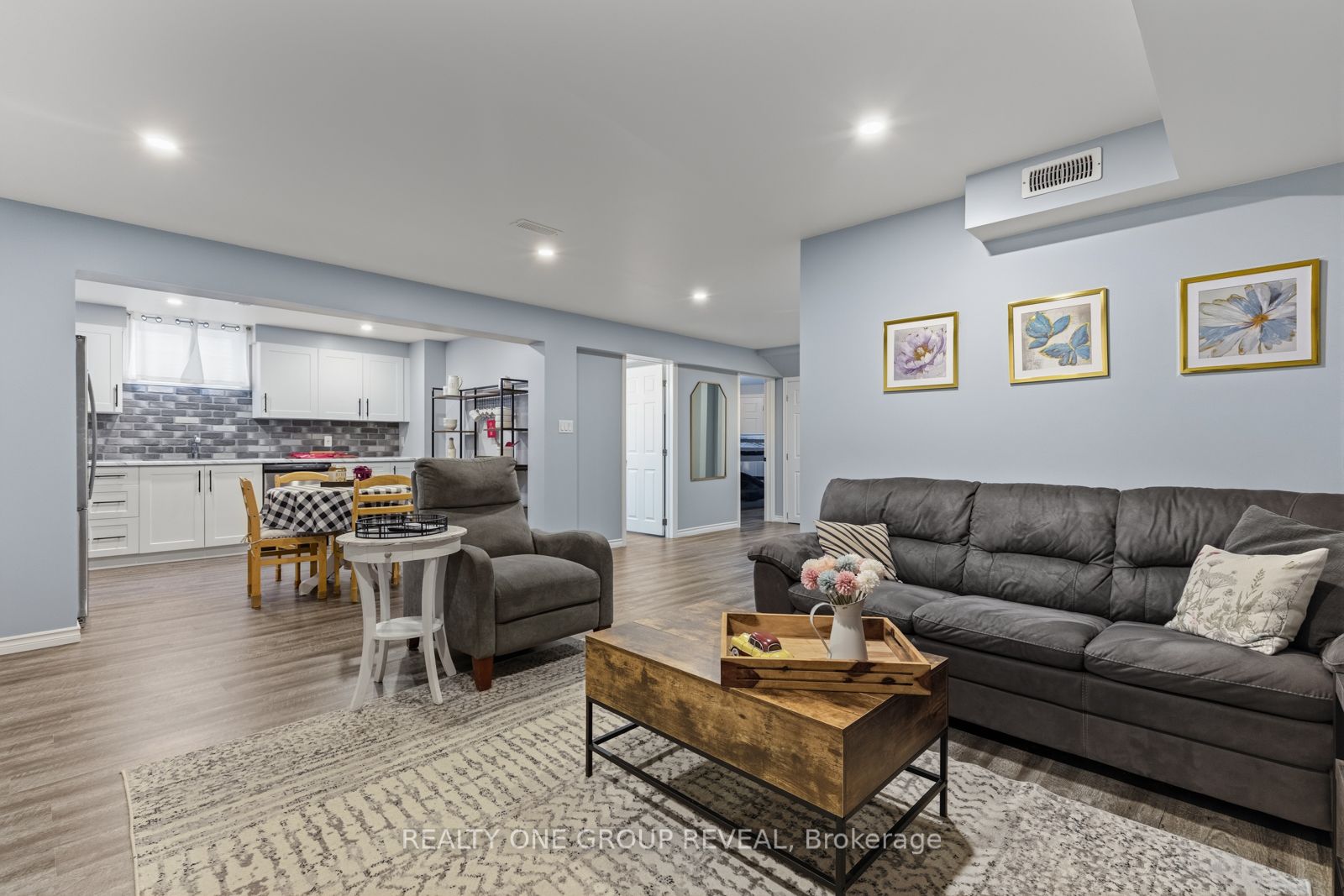 208 Strachan Street Property Photo 21