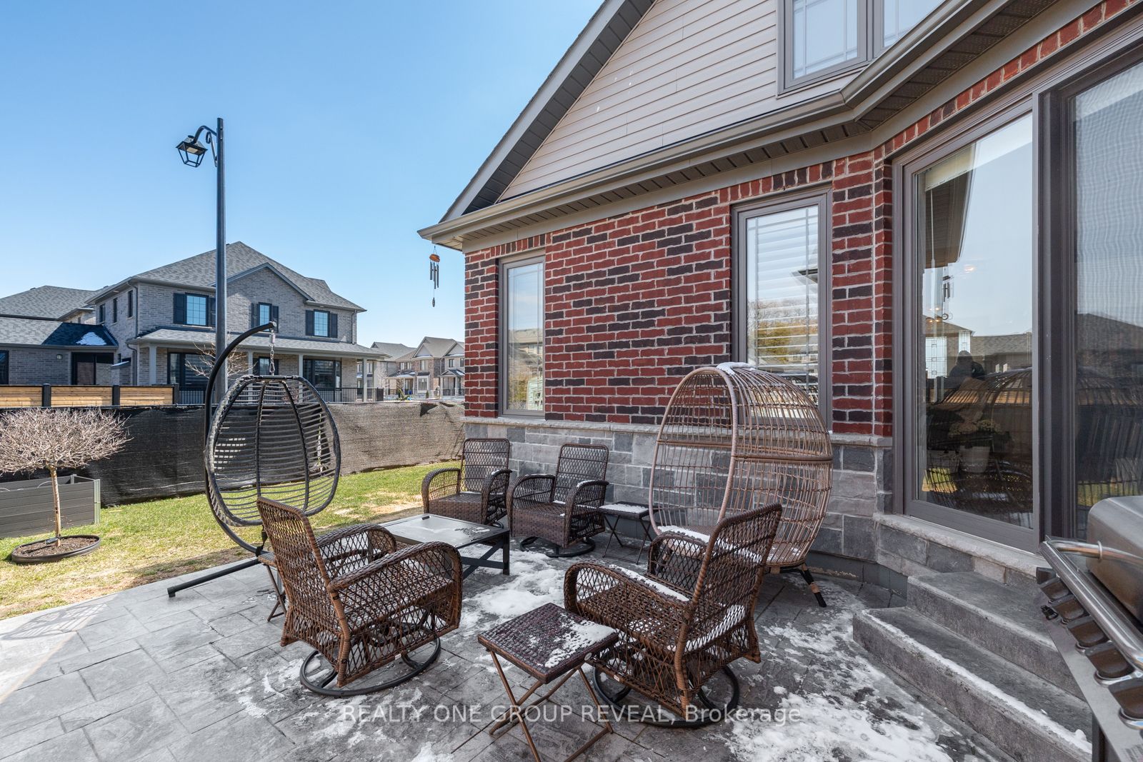 208 Strachan Street Property Photo 28