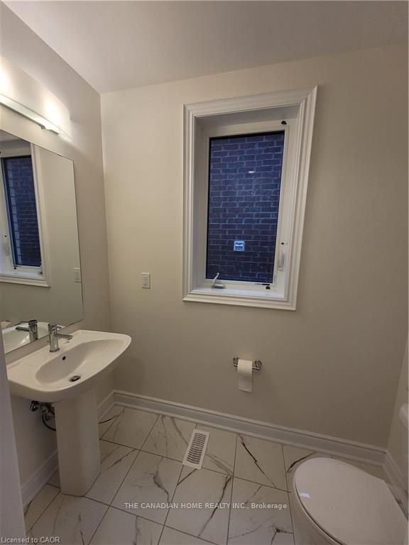 232 Wilmot Road Property Photo 6