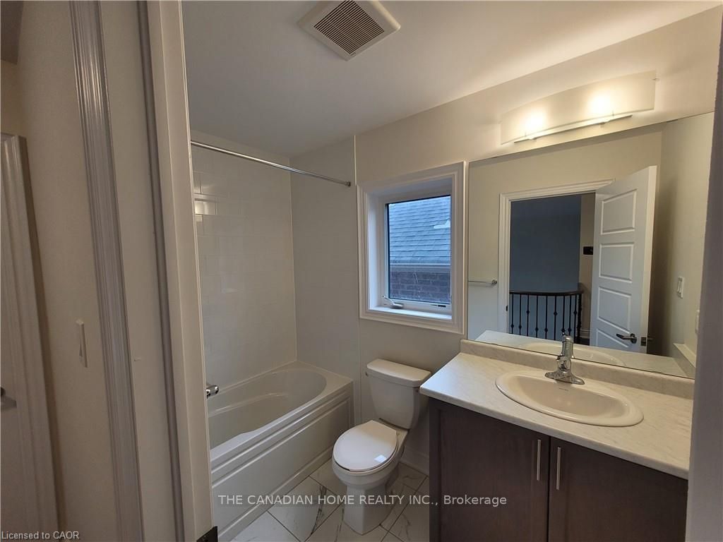 232 Wilmot Road Property Photo 14