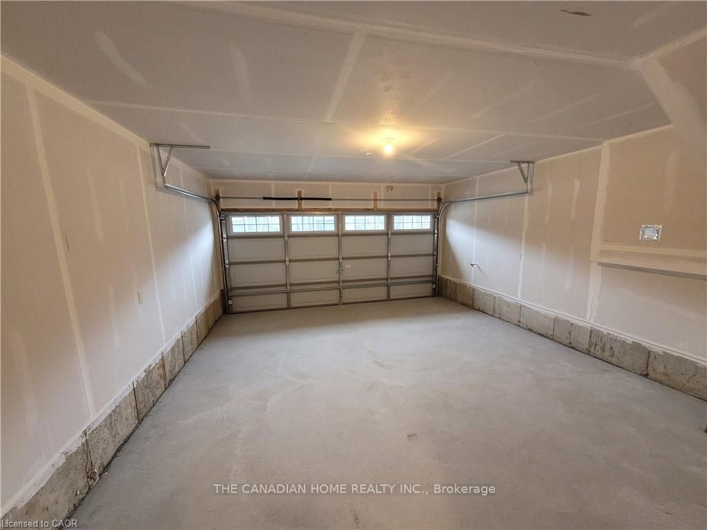 232 Wilmot Road Property Photo 27