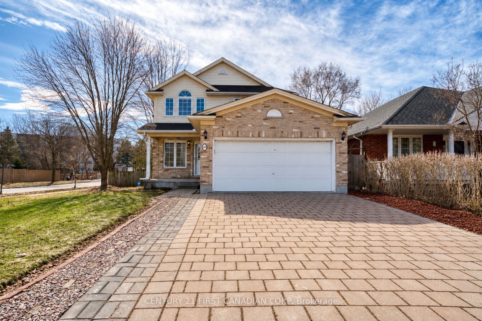 89 Mctaggart Court Property Photo 1