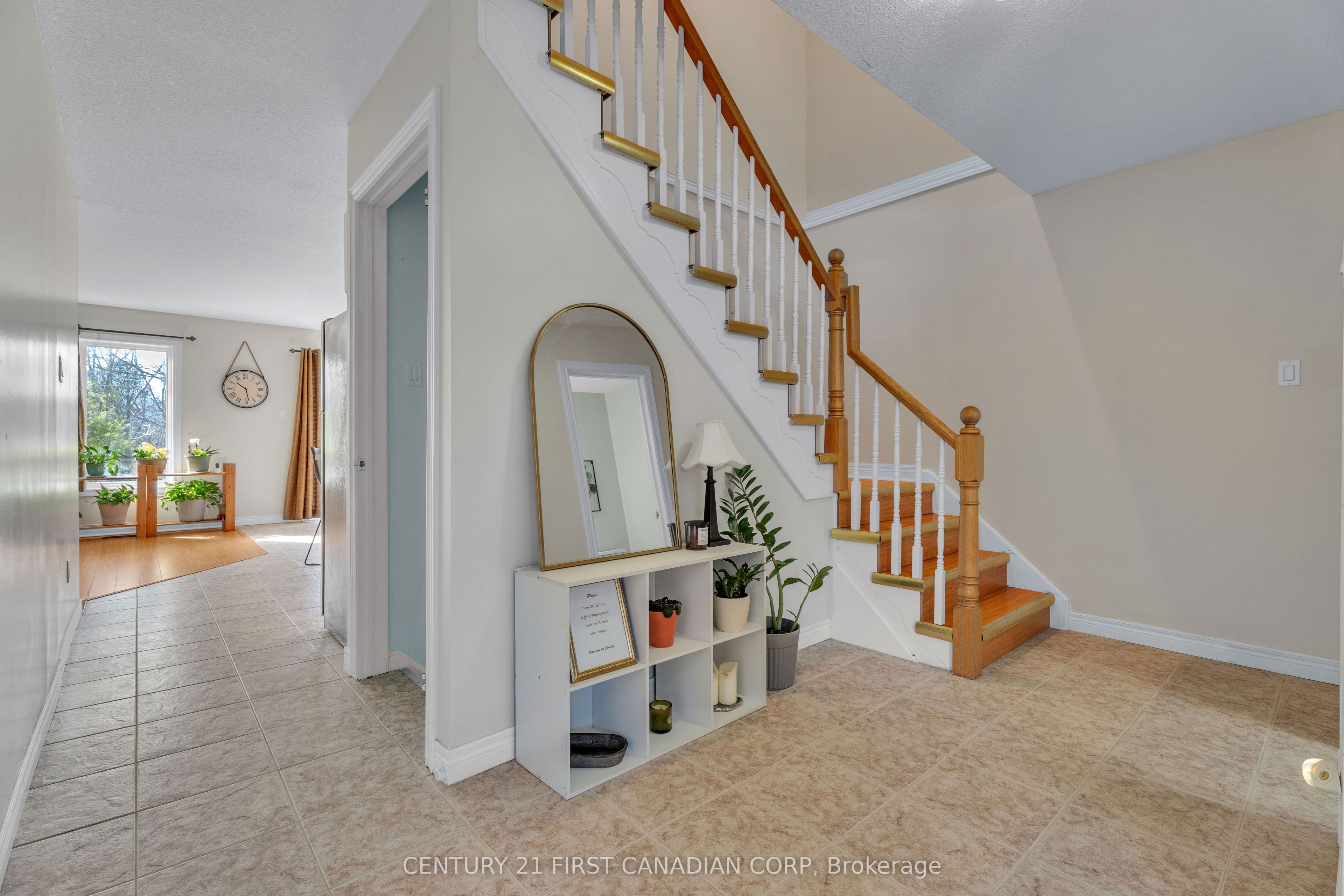89 Mctaggart Court Property Photo 6