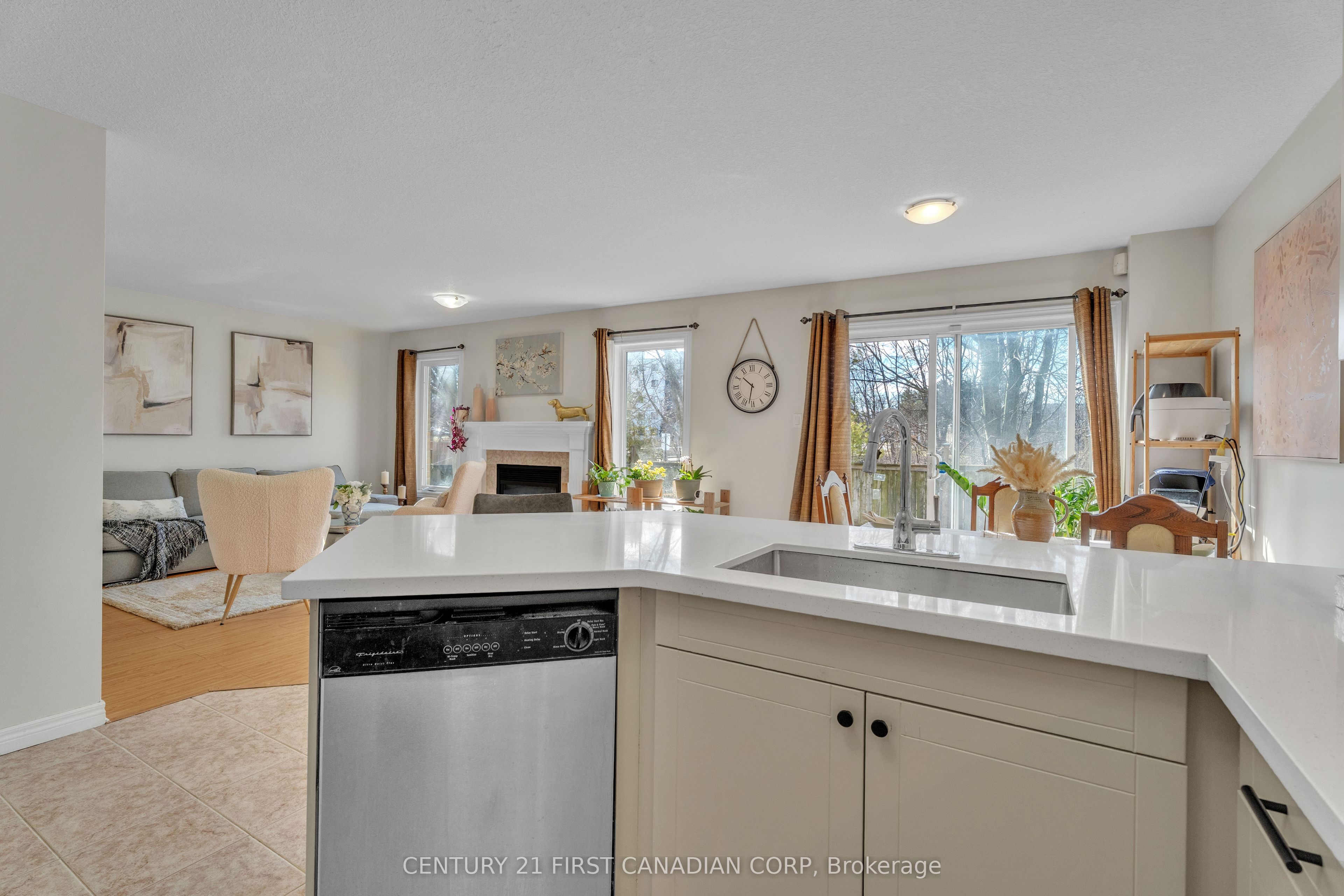 89 Mctaggart Court Property Photo 10
