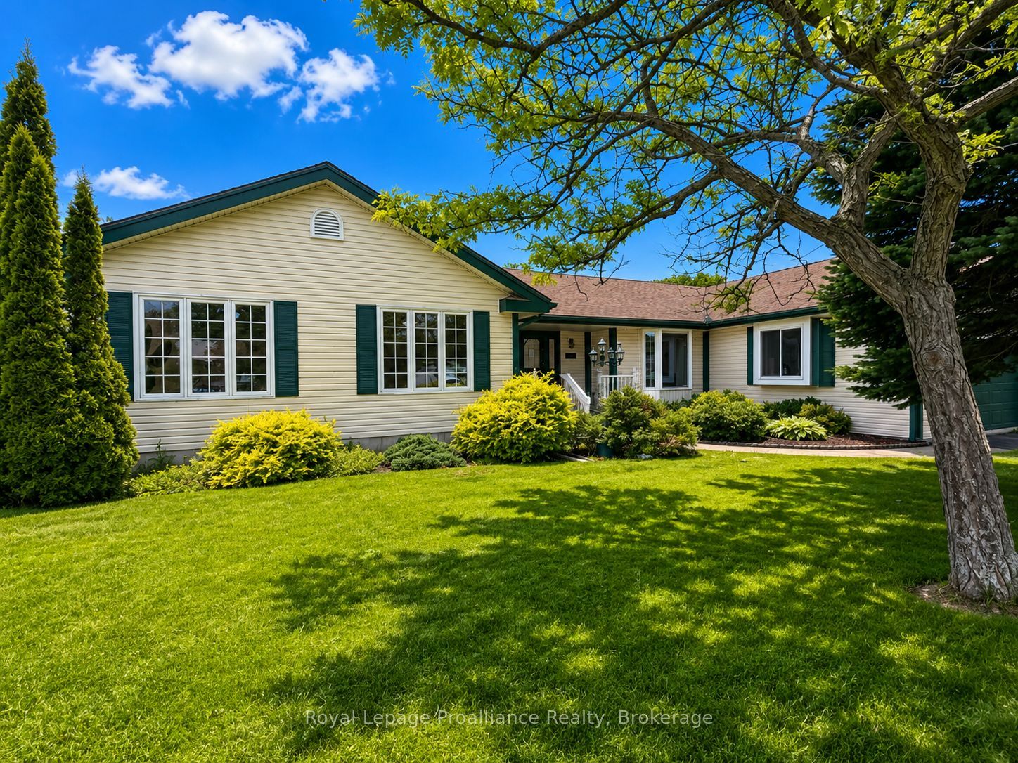 88 Westwind Crescent Property Photo 1
