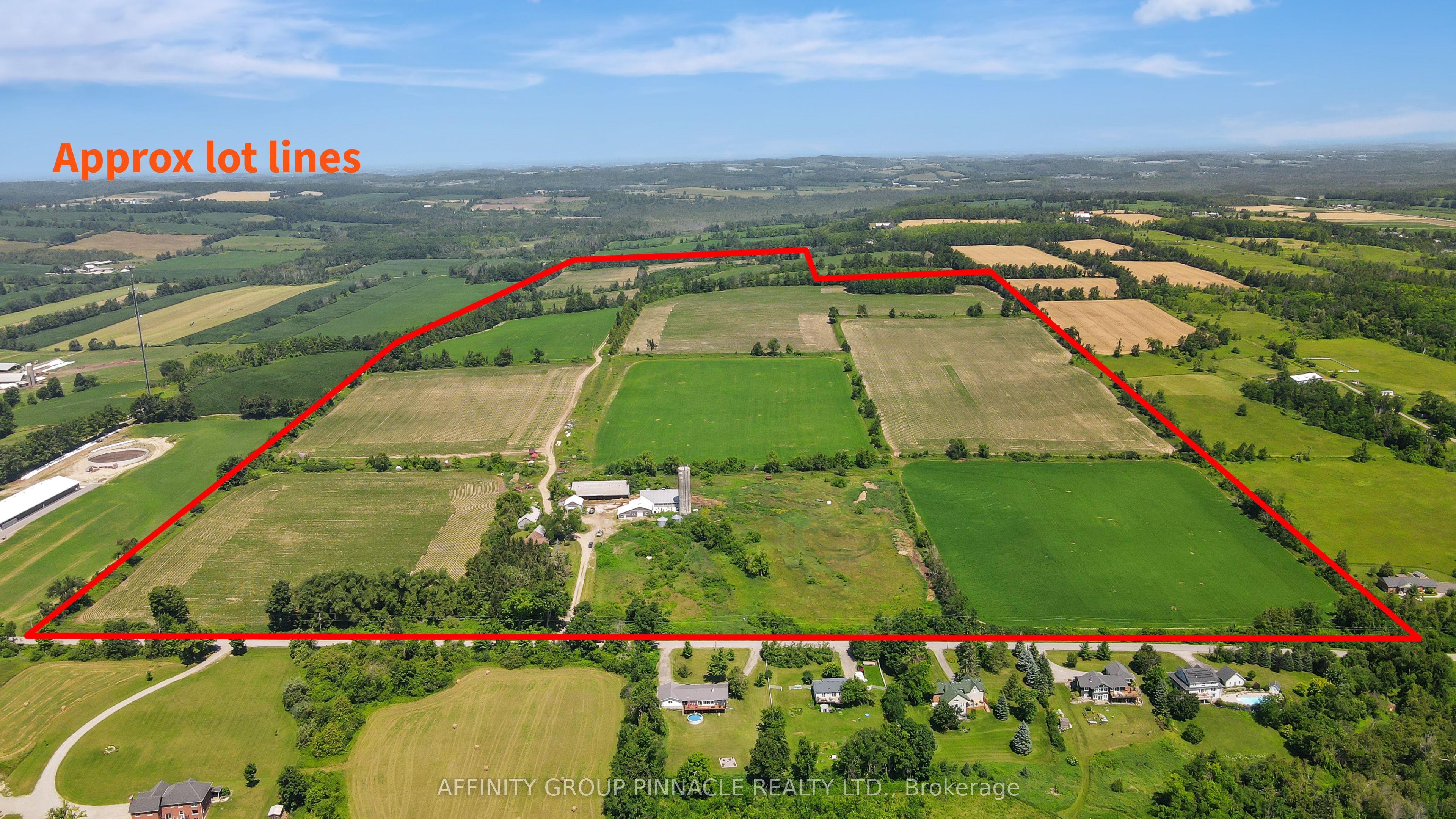 720 Morton Line Property Photo 3