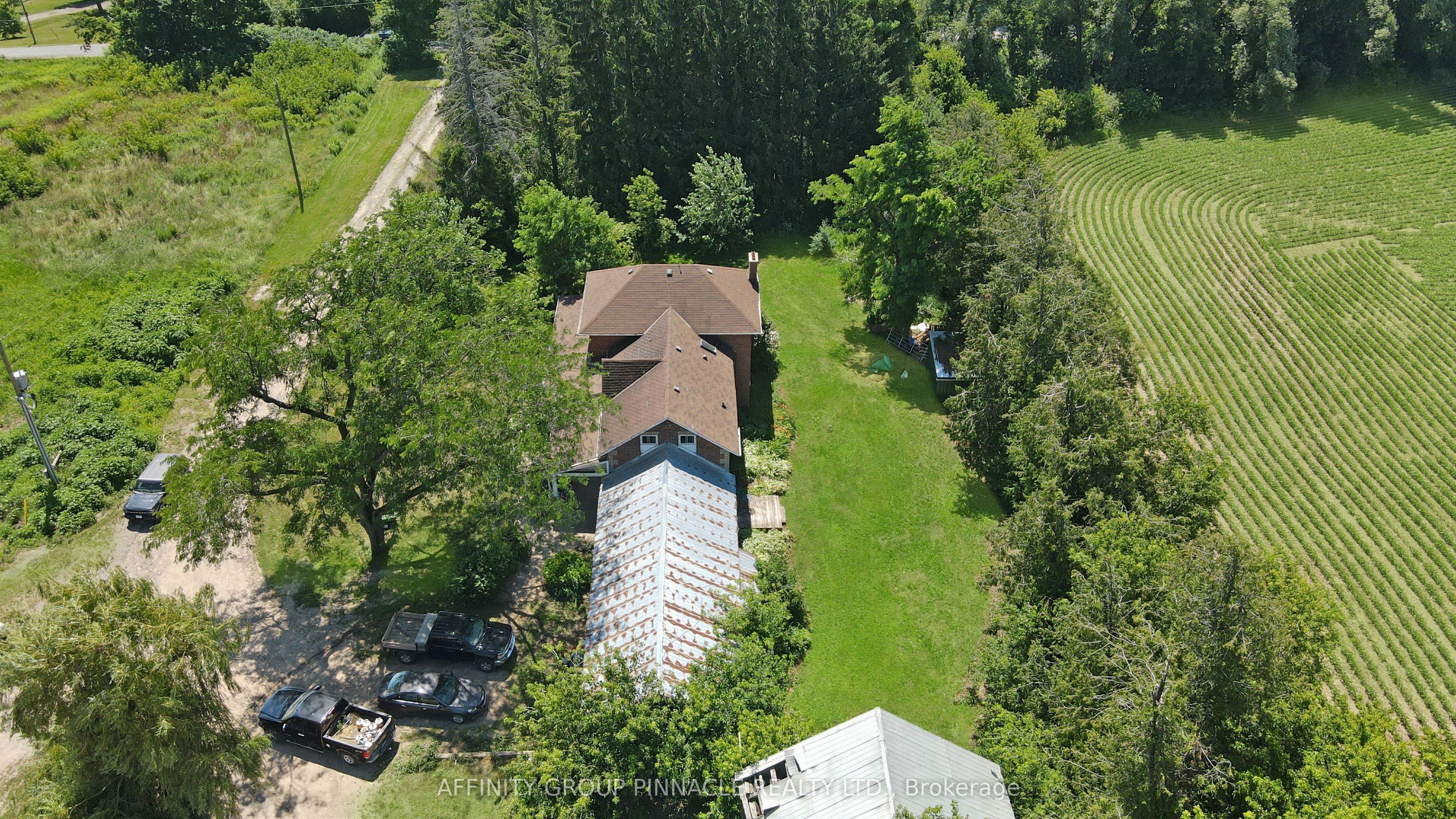 720 Morton Line Property Photo 8