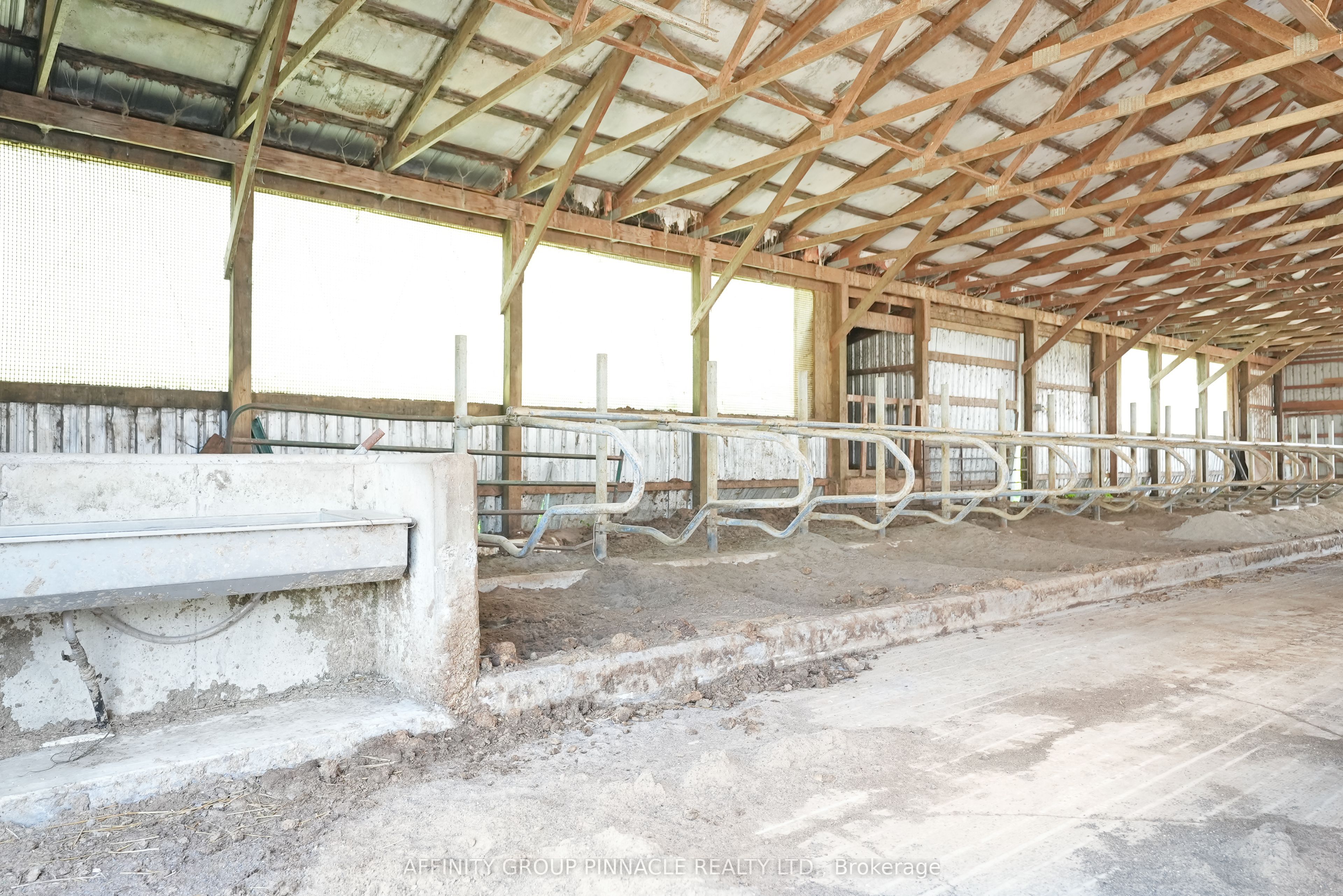 720 Morton Line Property Photo 14