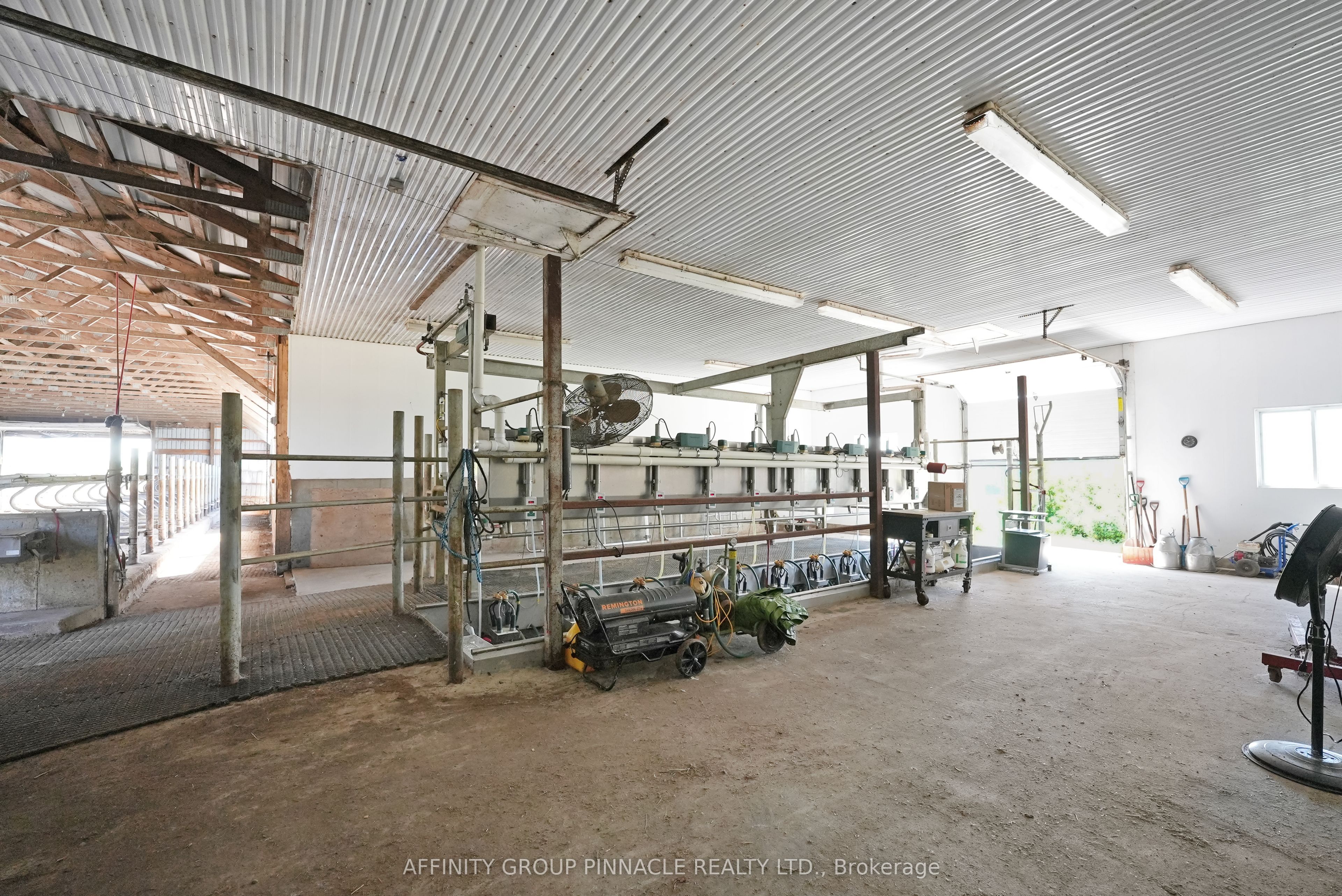 720 Morton Line Property Photo 18