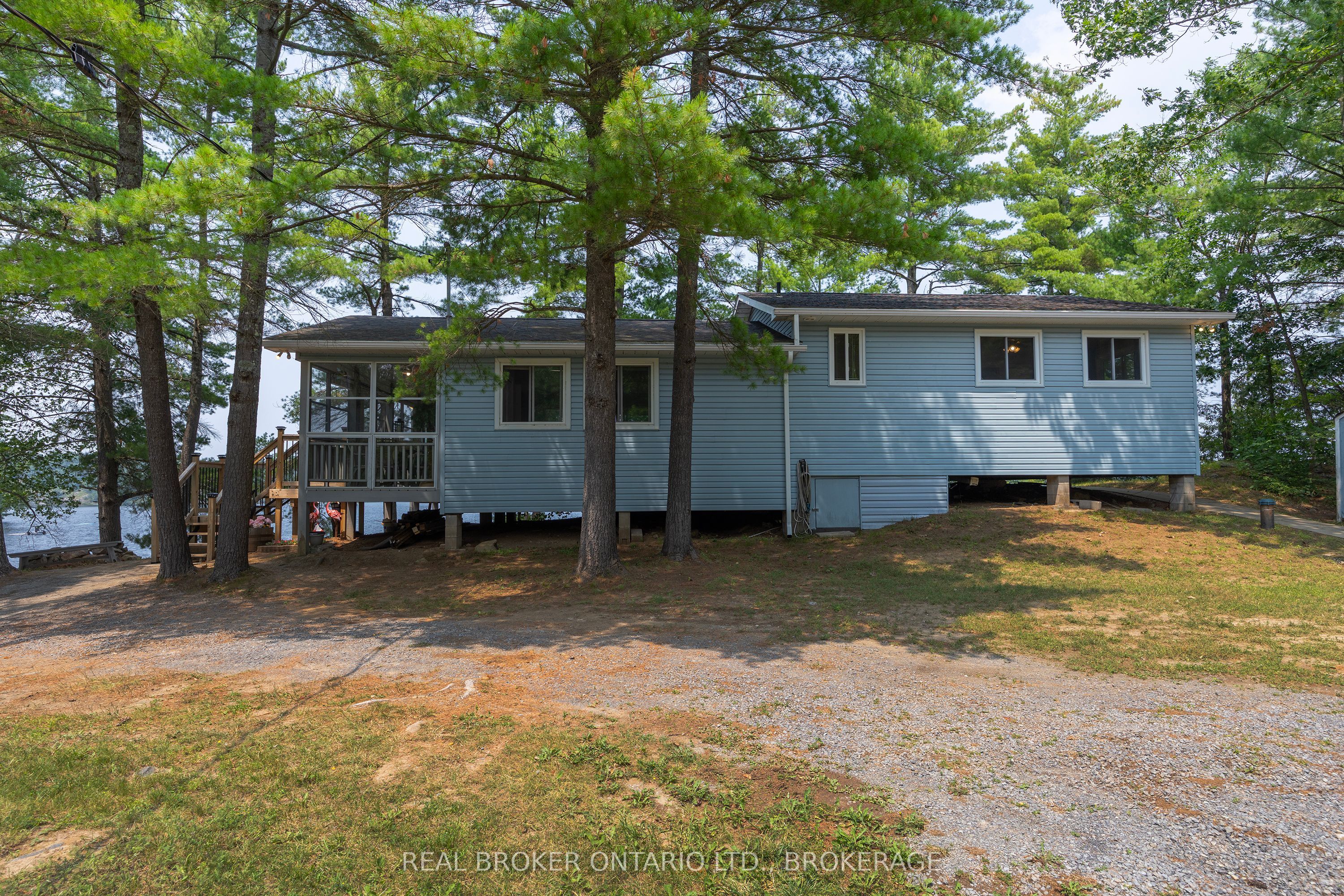 1152 Sparks Lane Property Photo 8