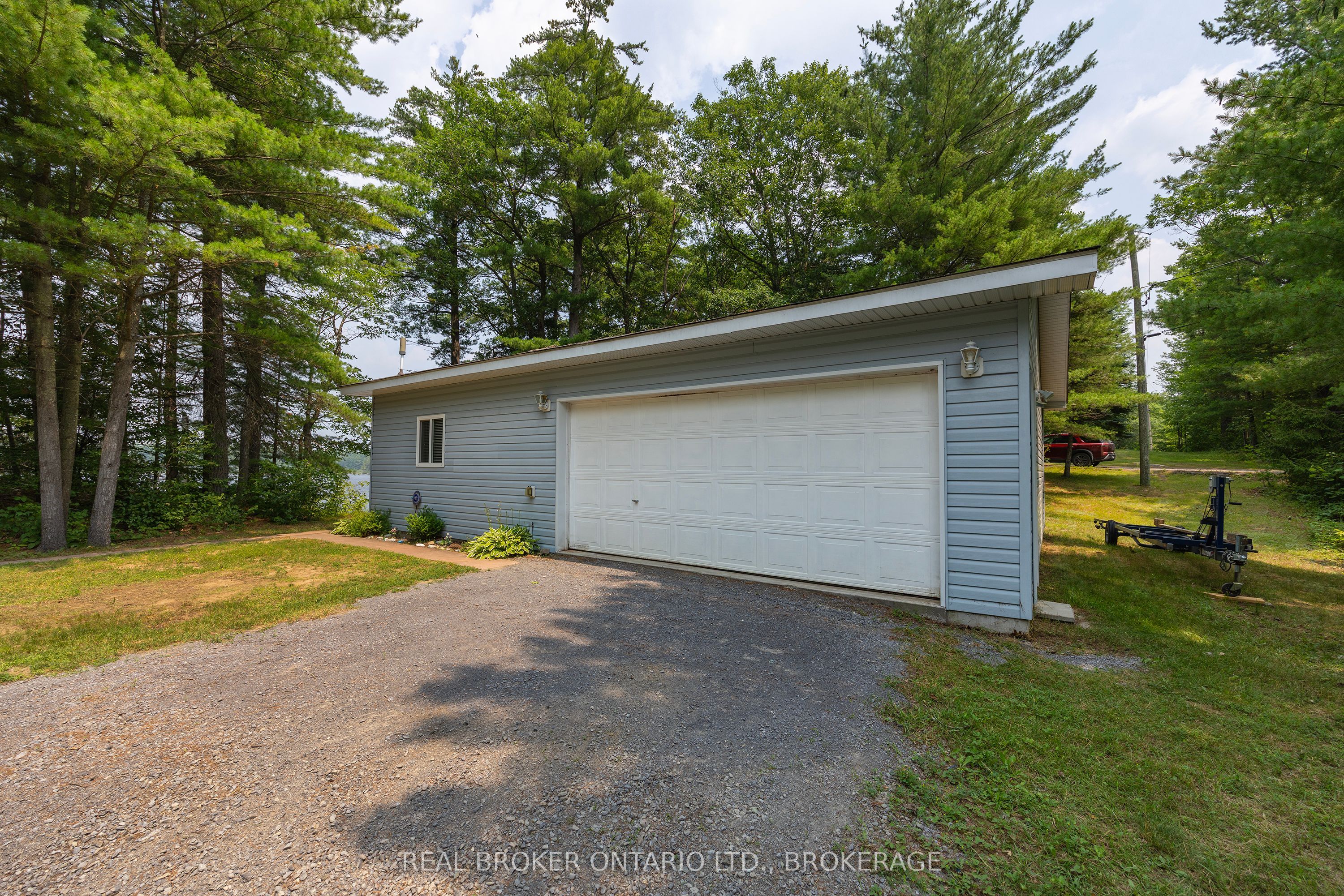 1152 Sparks Lane Property Photo 34