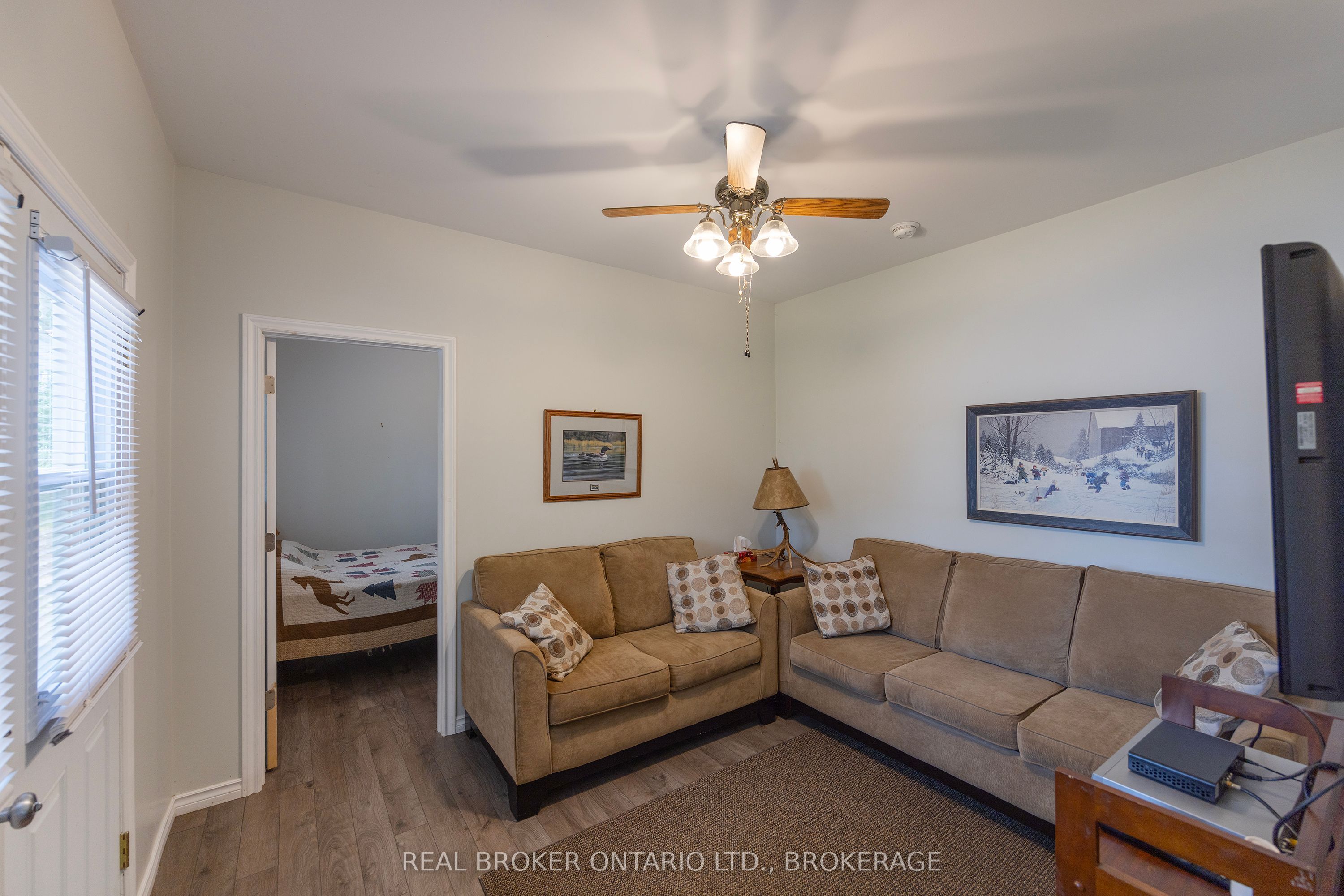 1152 Sparks Lane Property Photo 38