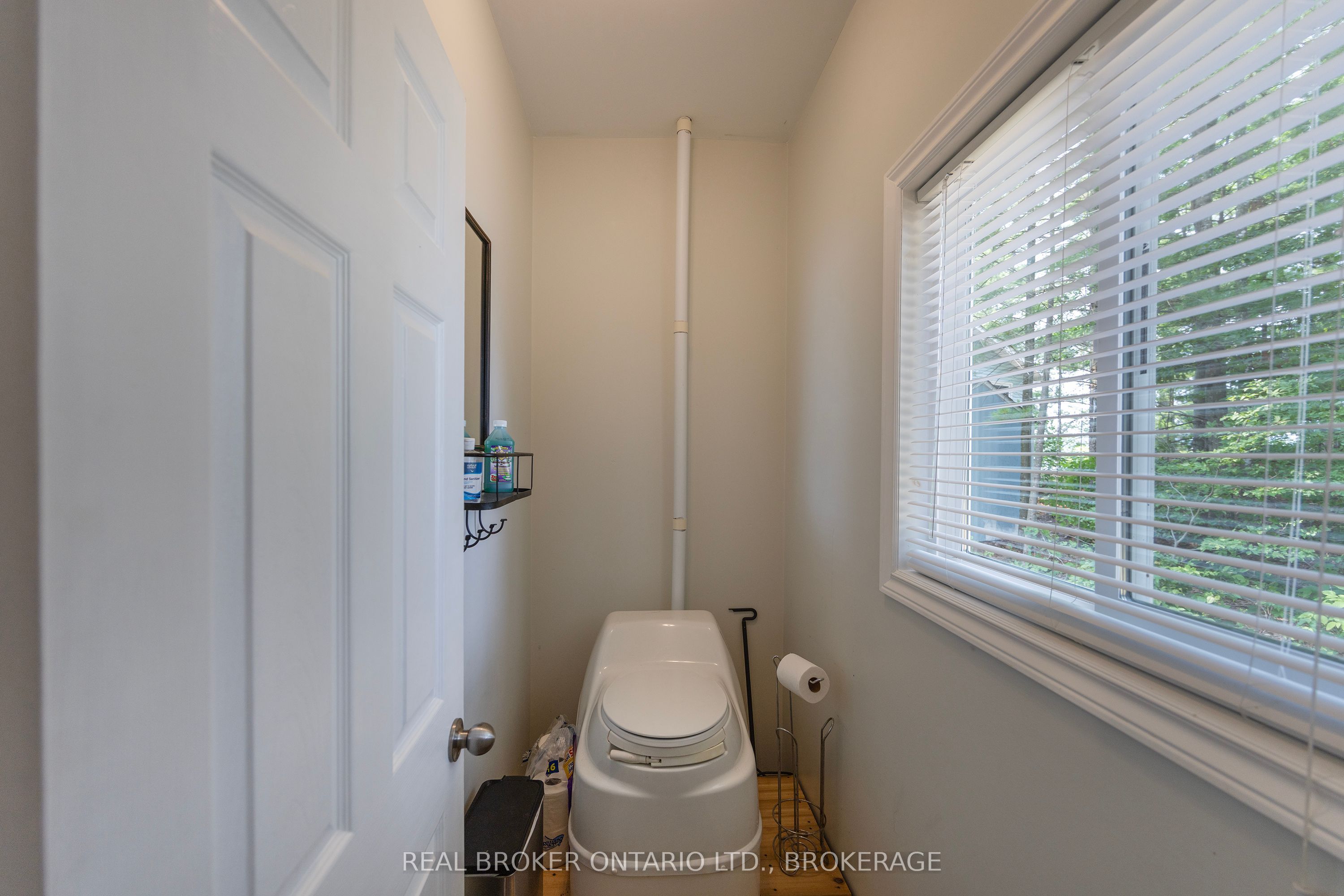 1152 Sparks Lane Property Photo 42