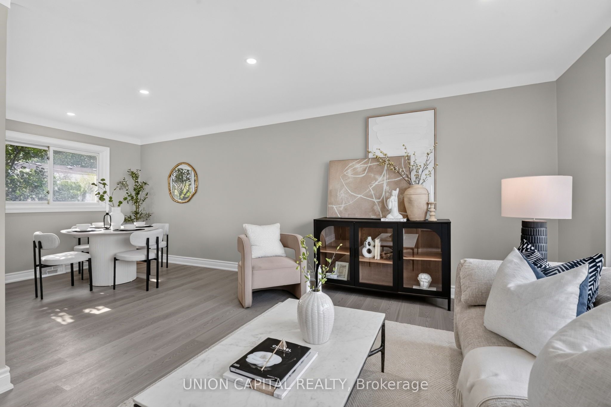 30 Collier Road N Property Photo 7