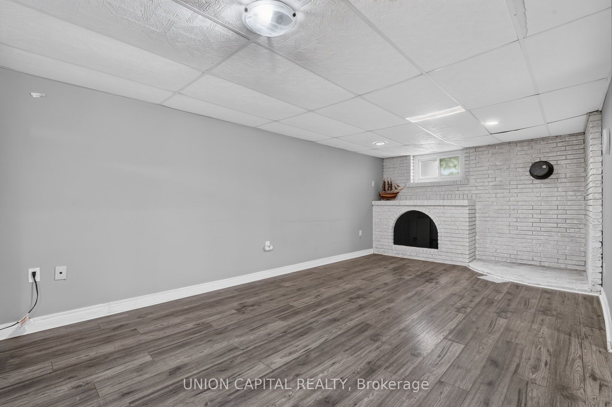 30 Collier Road N Property Photo 27