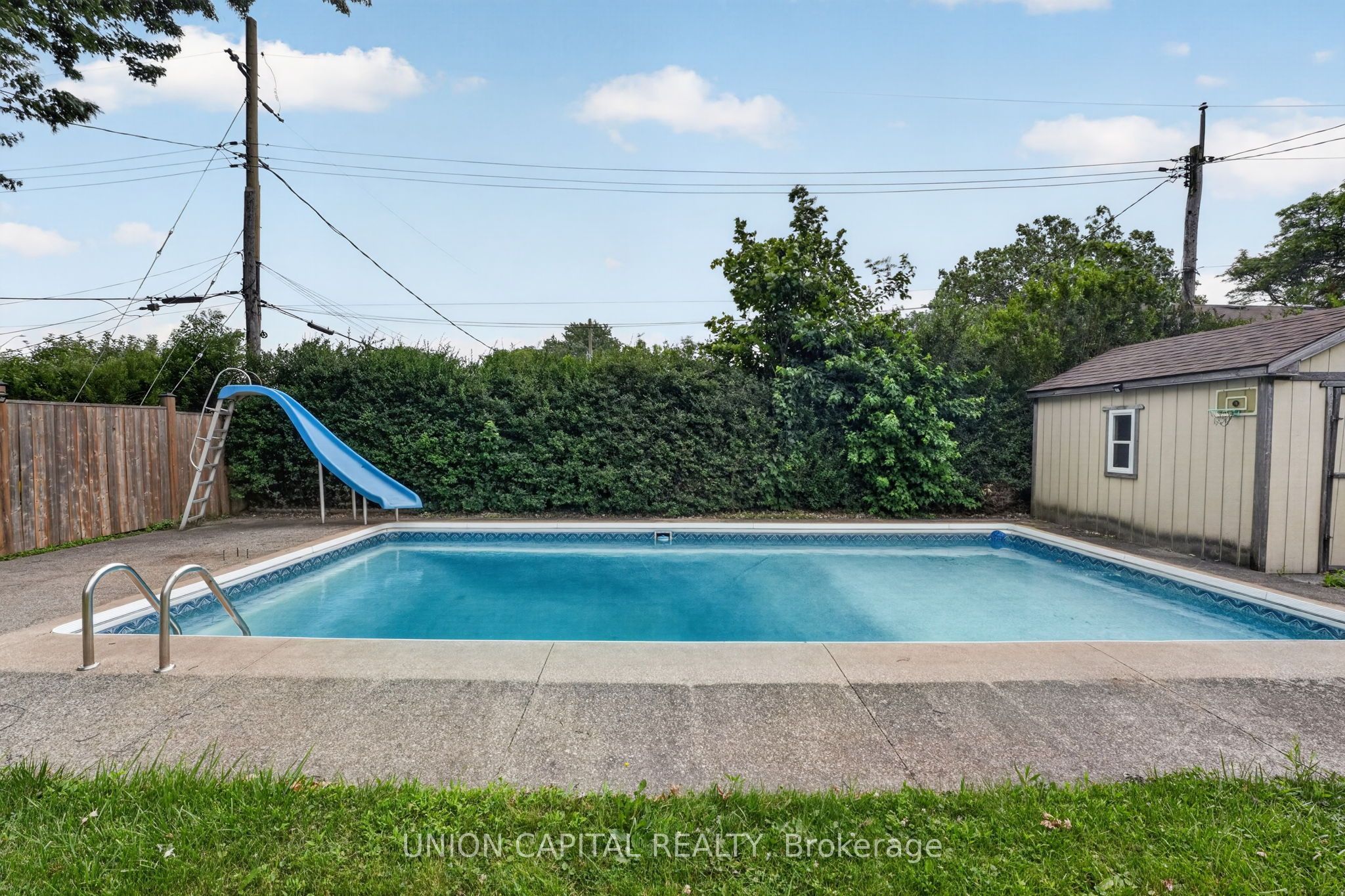 30 Collier Road N Property Photo 44