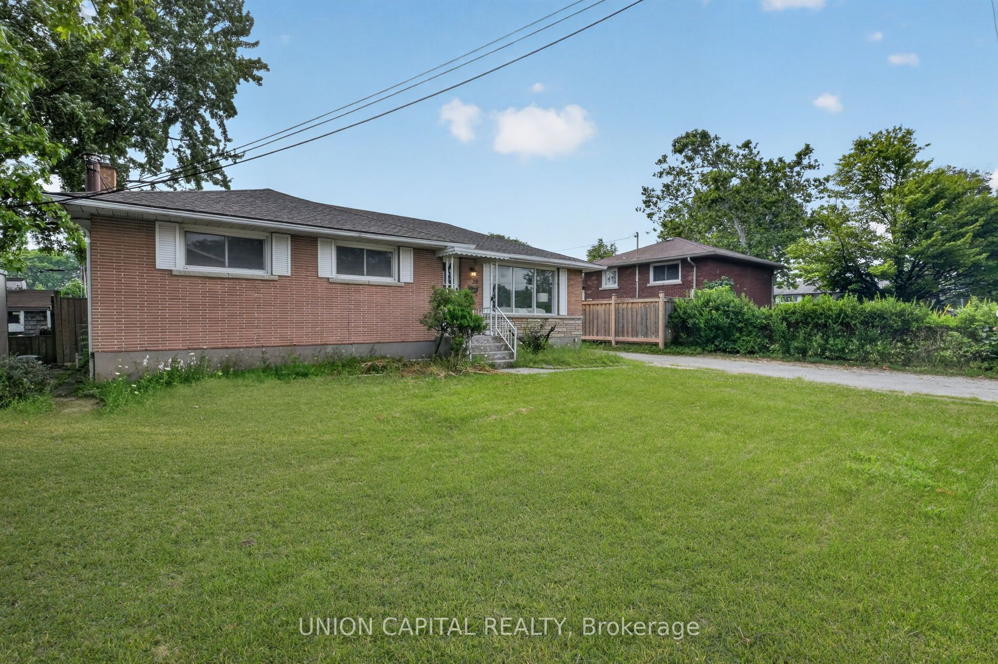 30 Collier Road N Property Photo 46