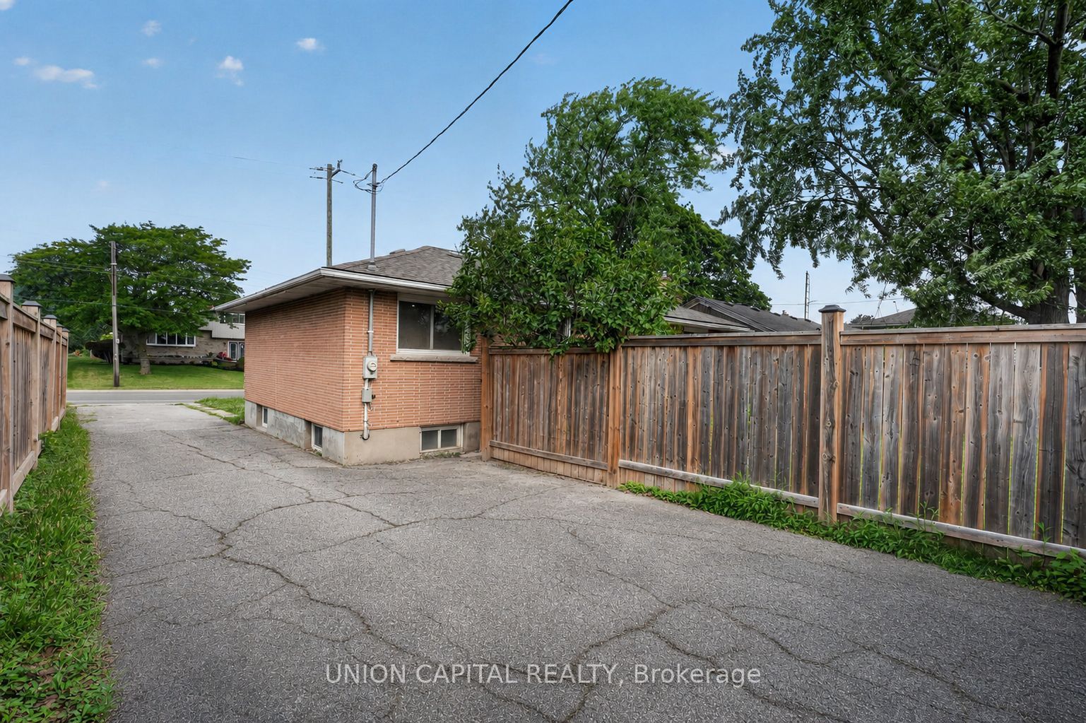 30 Collier Road N Property Photo 48