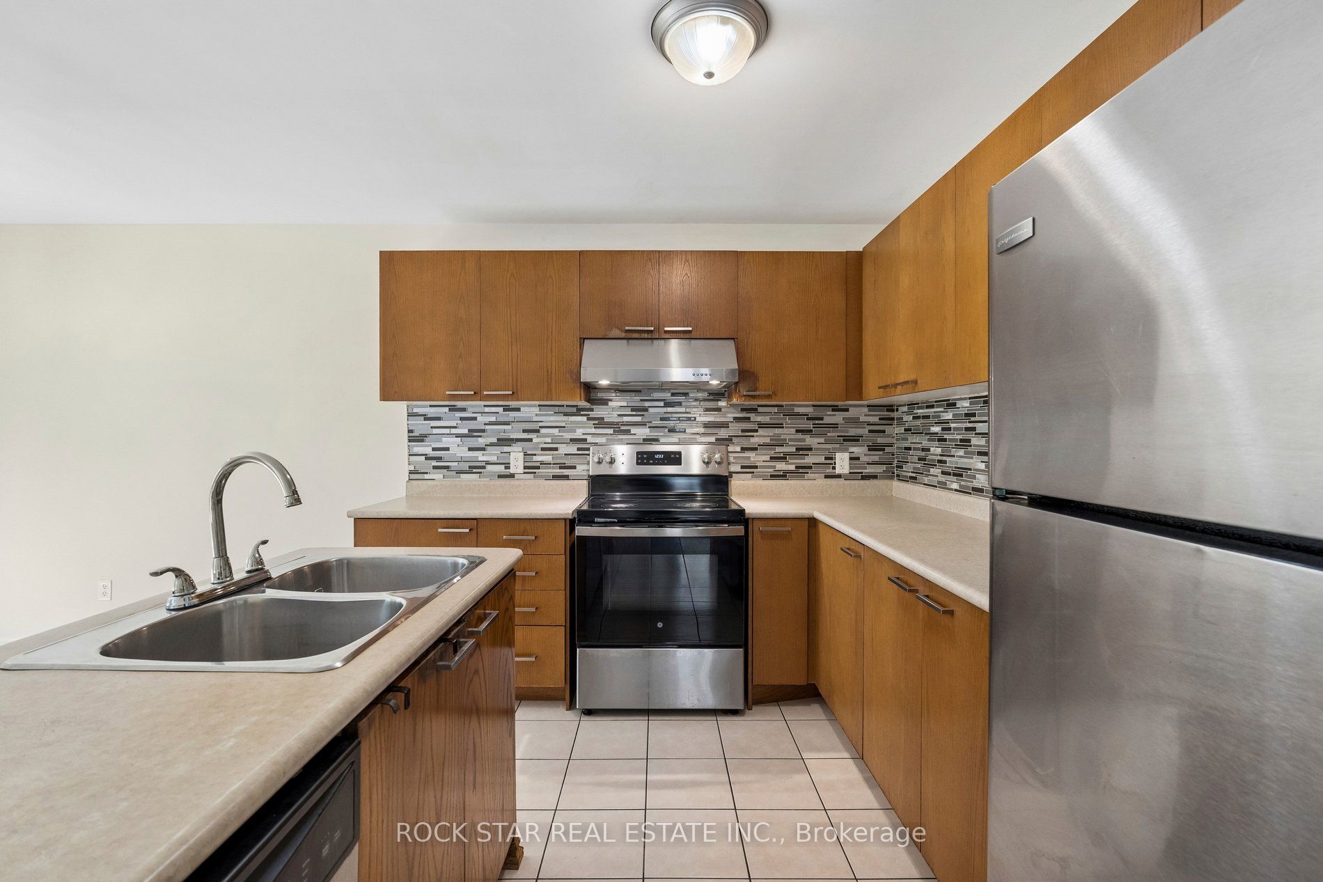 36 Chicory Crescent Property Photo 8