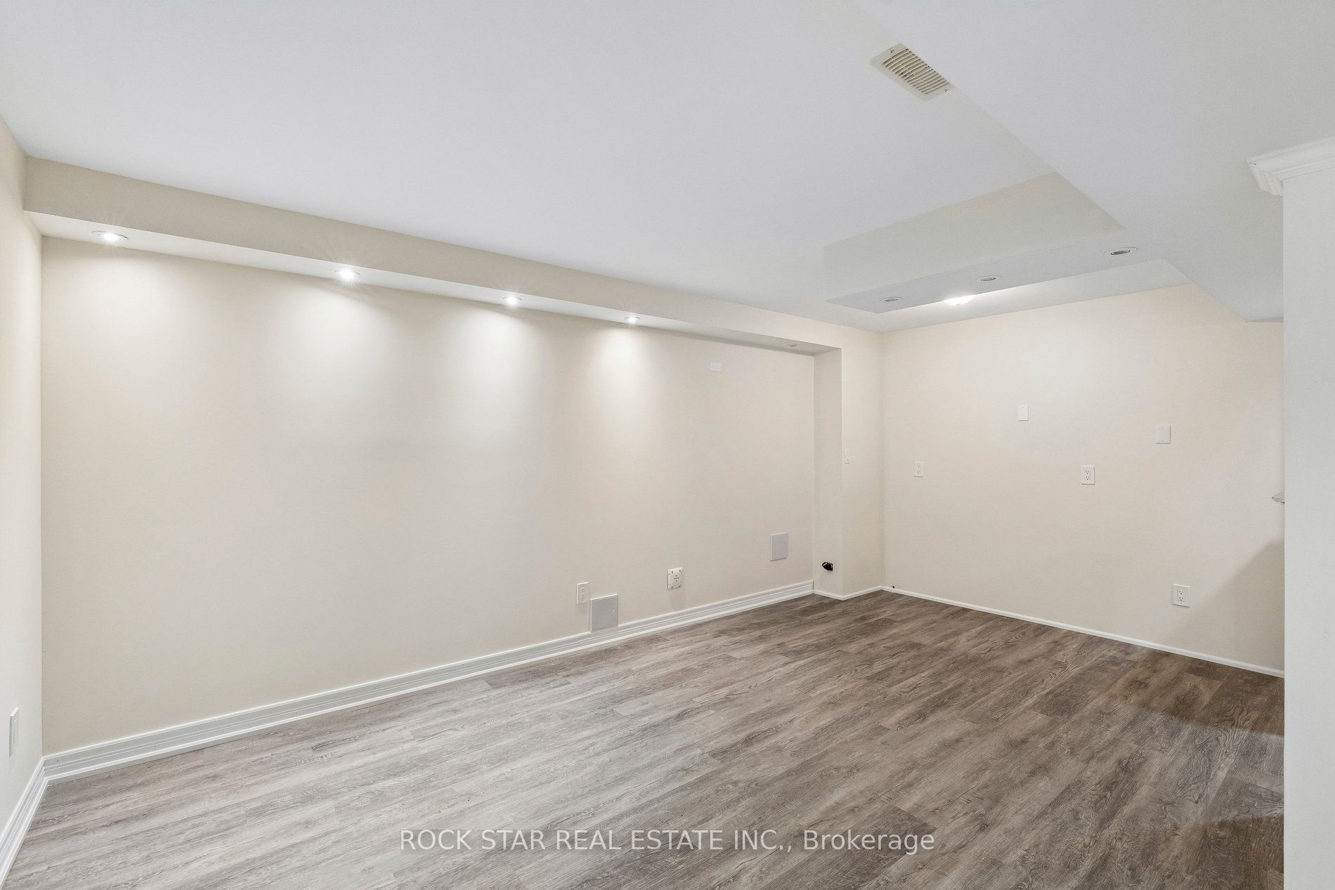36 Chicory Crescent Property Photo 24