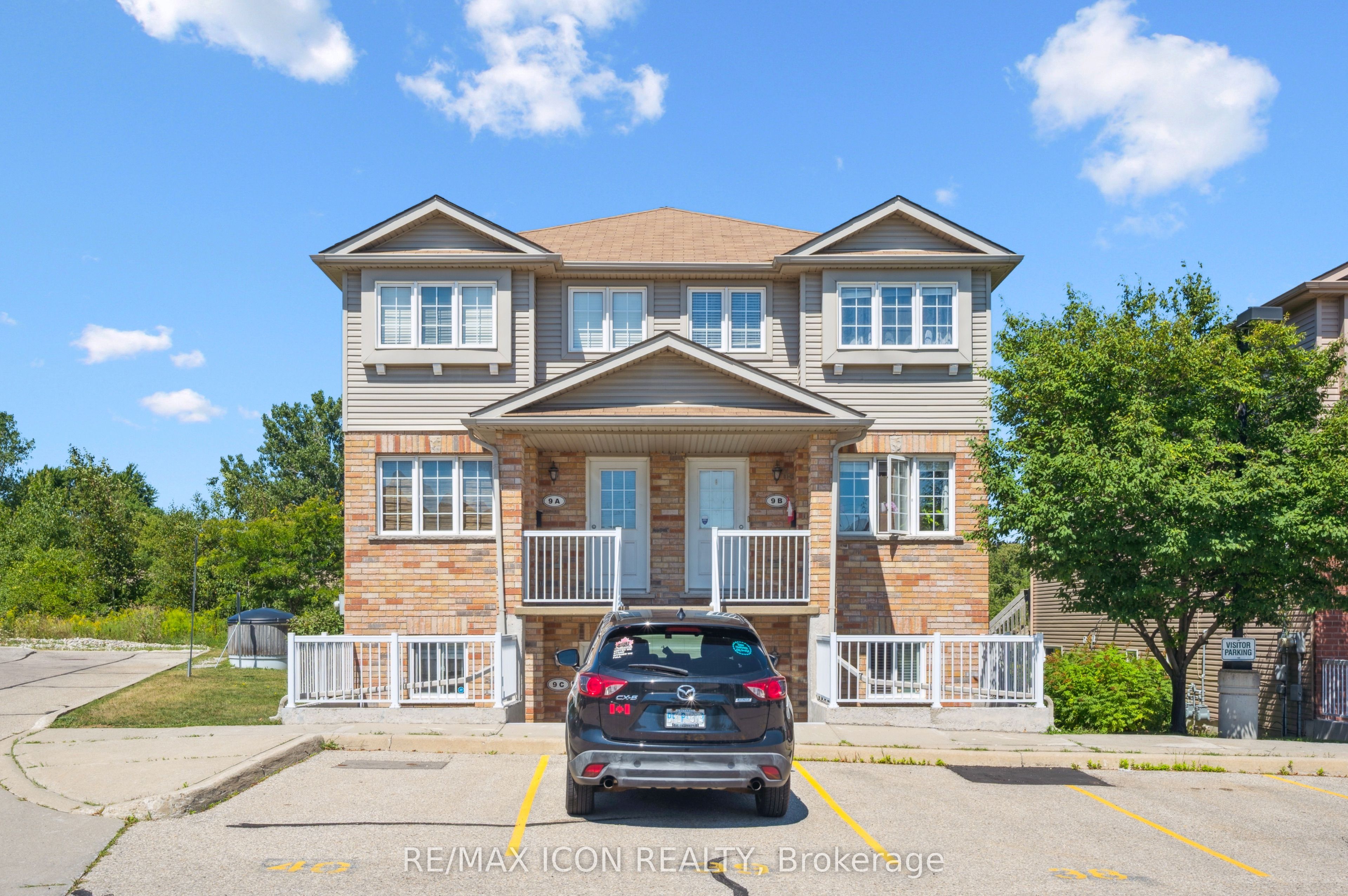 50 Howe Drive 9D Property Photo 1