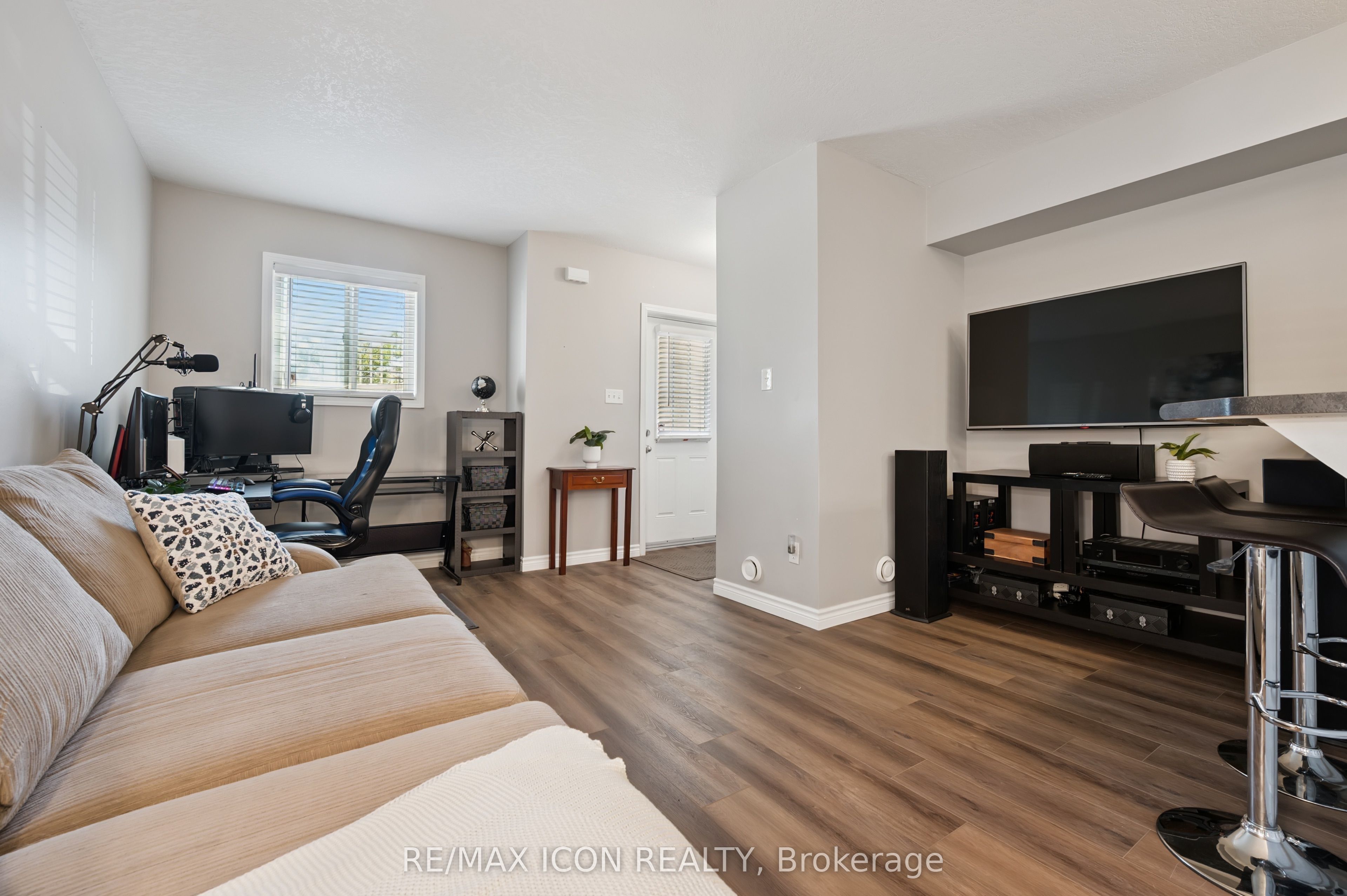 50 Howe Drive 9d Property Photo 10